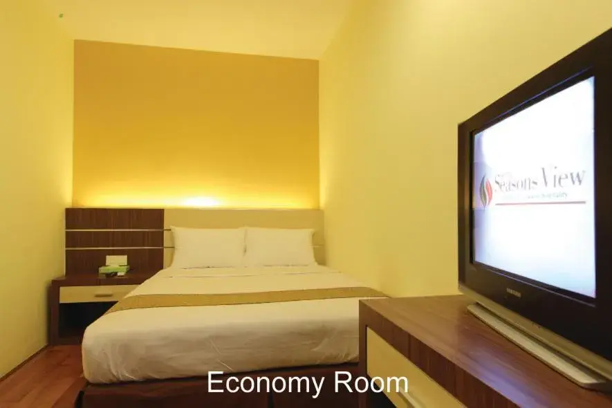 Economy Double Room (Without Window) in Seasons View Hotel Economy Double Room (Without Window) in Seasons View Hotel