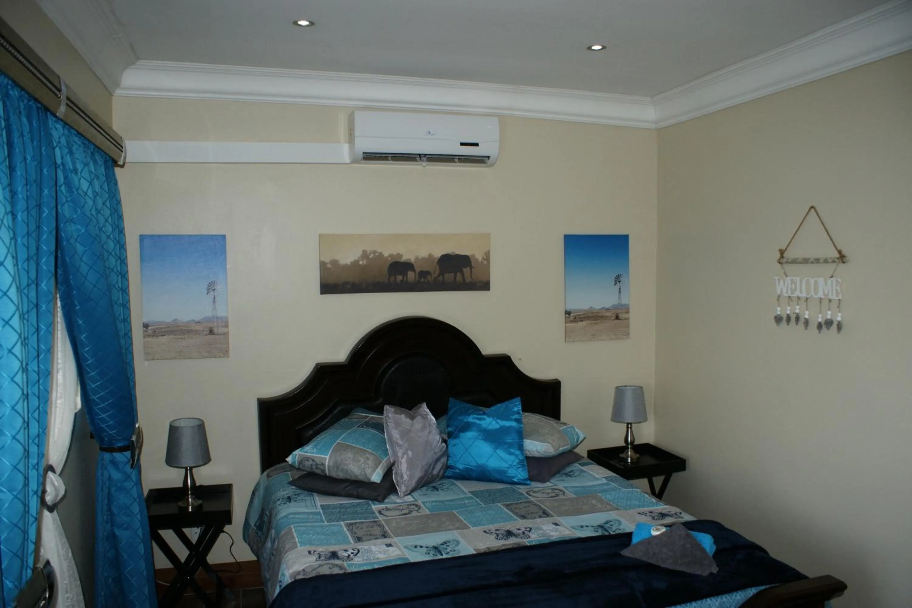 Bathroom, Bed in Jolani Guest House