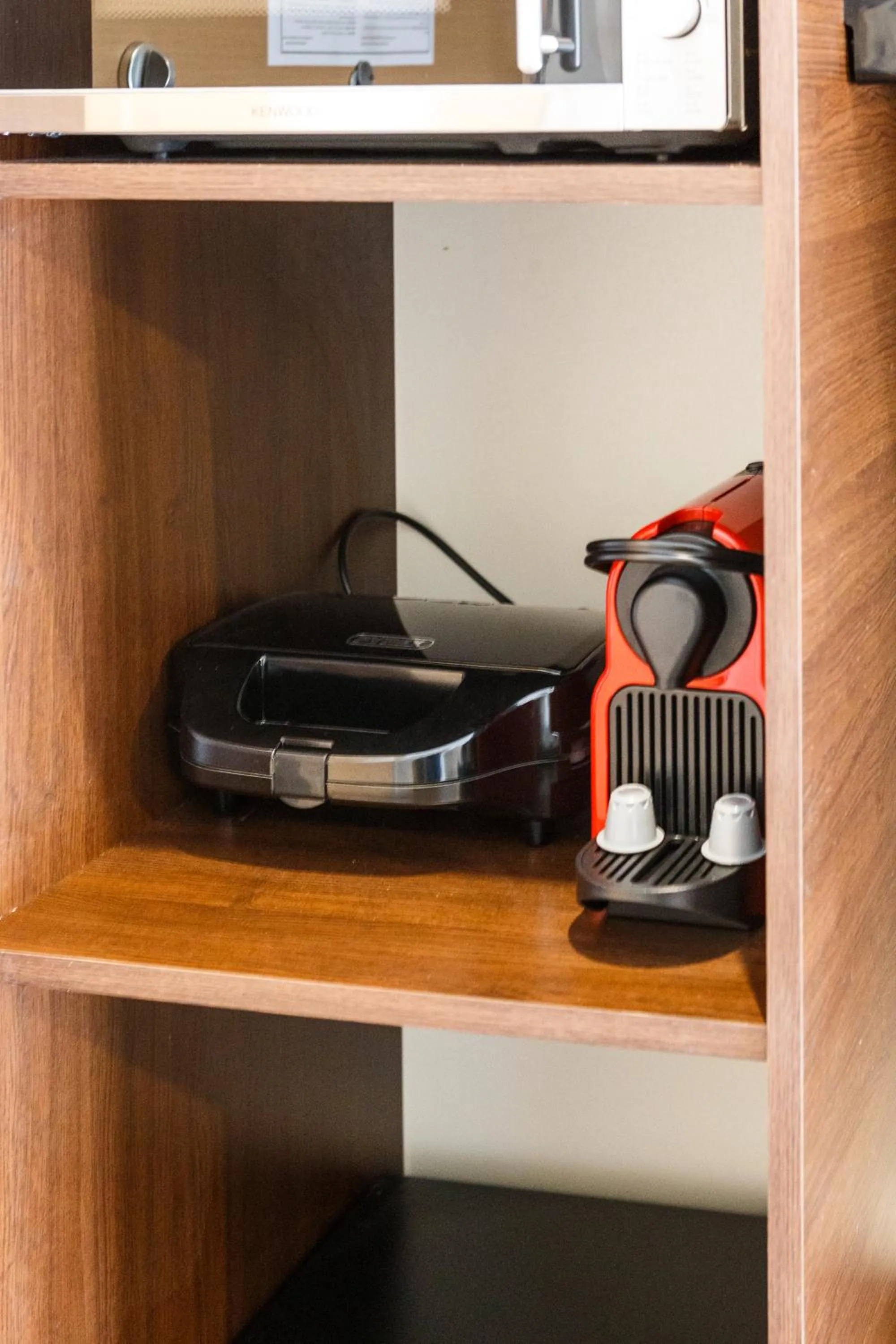 Coffee/tea facilities in Limani Comfort Rooms