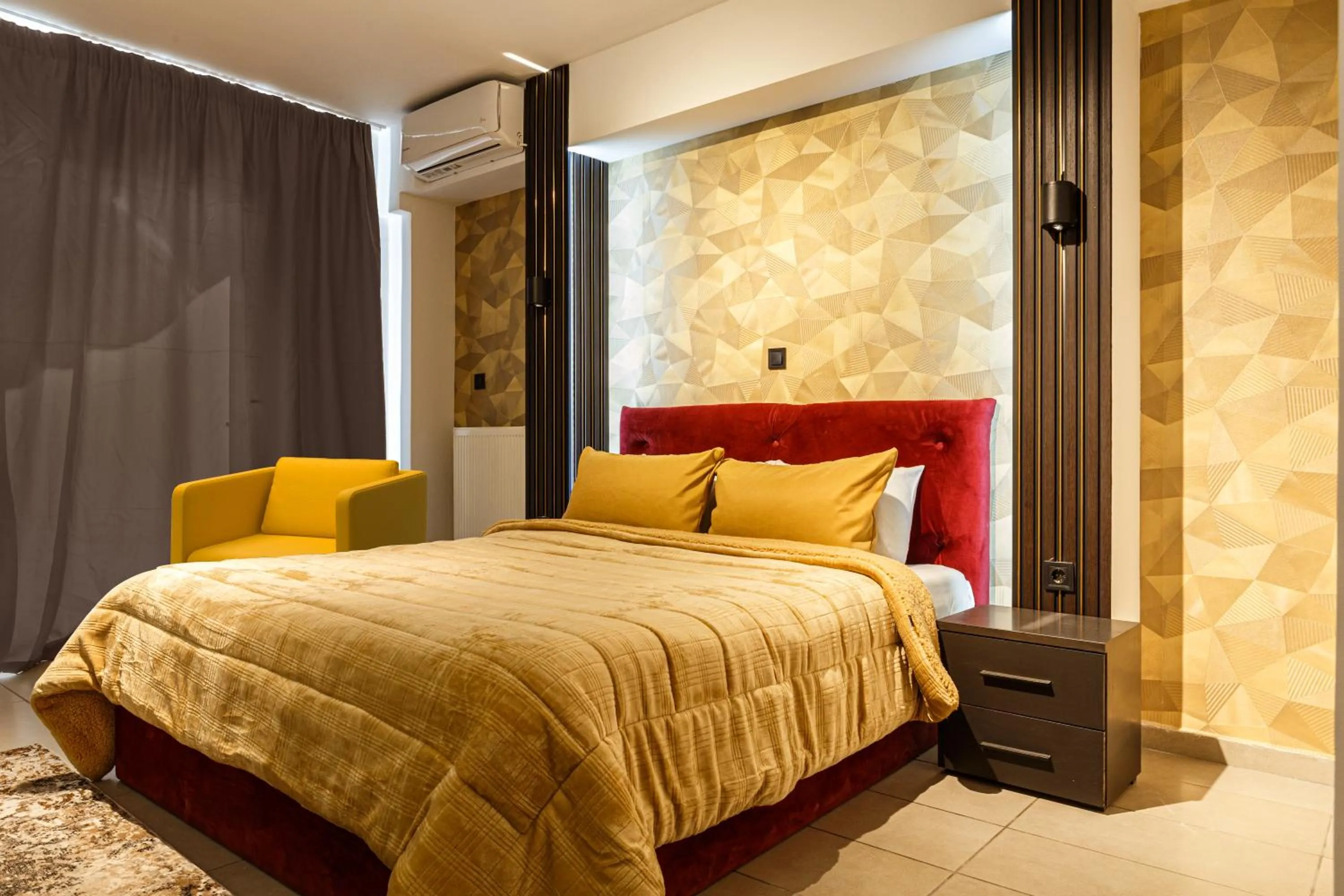 Bed in Limani Comfort Rooms