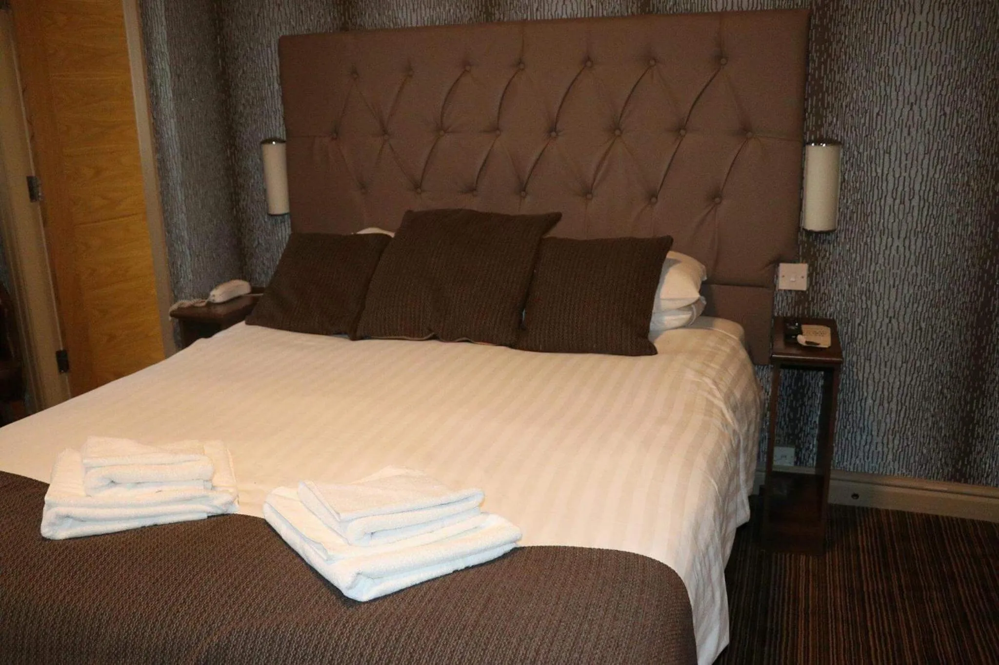 Bed in The Griffin Inn