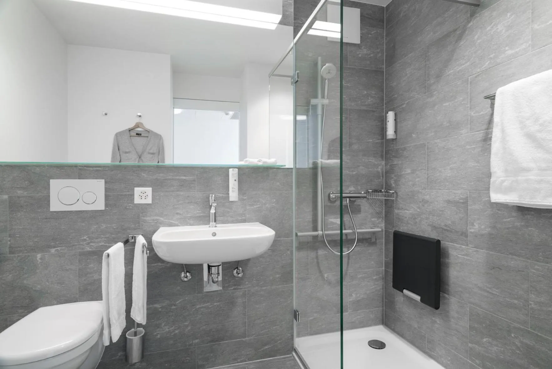 Bathroom in Hôtel des Patients