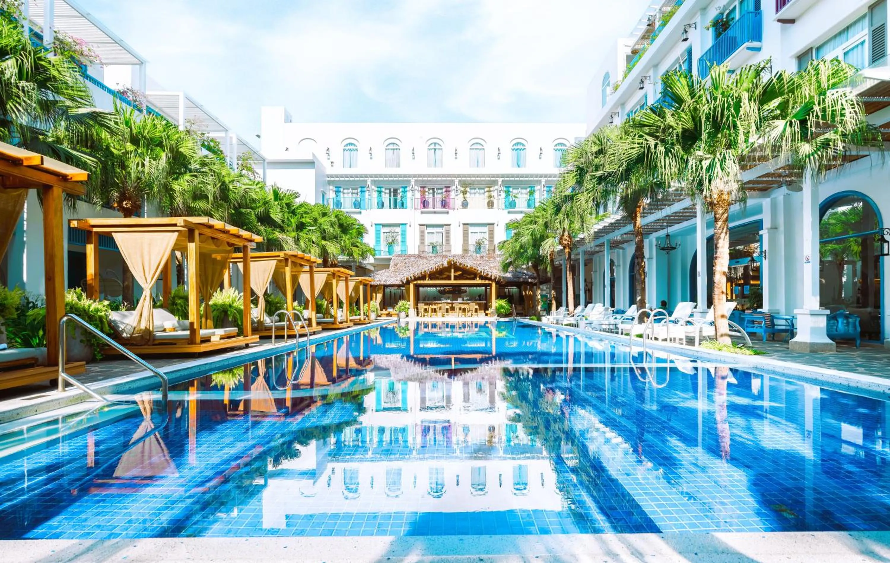 Swimming pool in Risemount Premier Resort Da Nang
