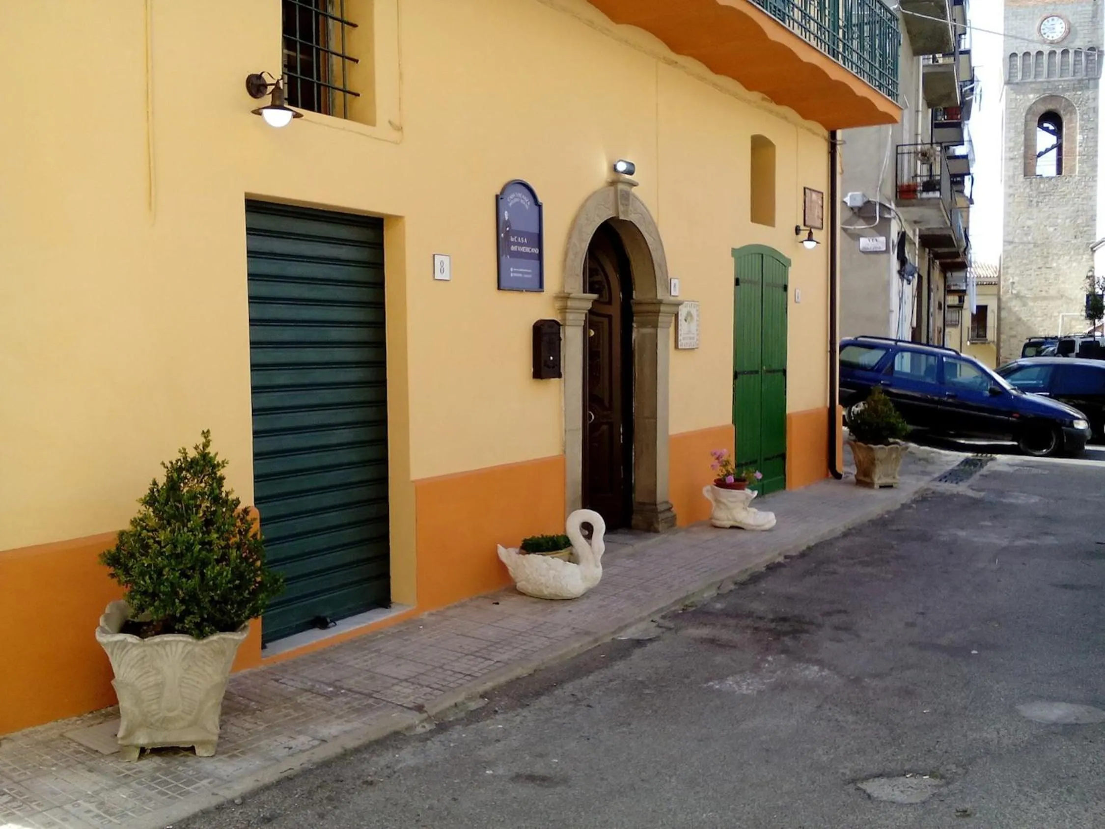 Facade/entrance in La Casa dellAmericano - Casa d'epoca anni '30
