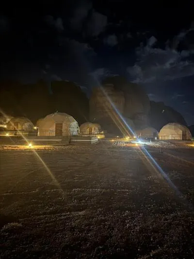 Night in Hasan Zawaideh luxury camp 2