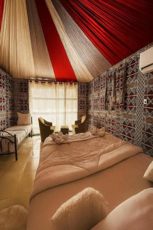 Bed in Hasan Zawaideh luxury camp 2