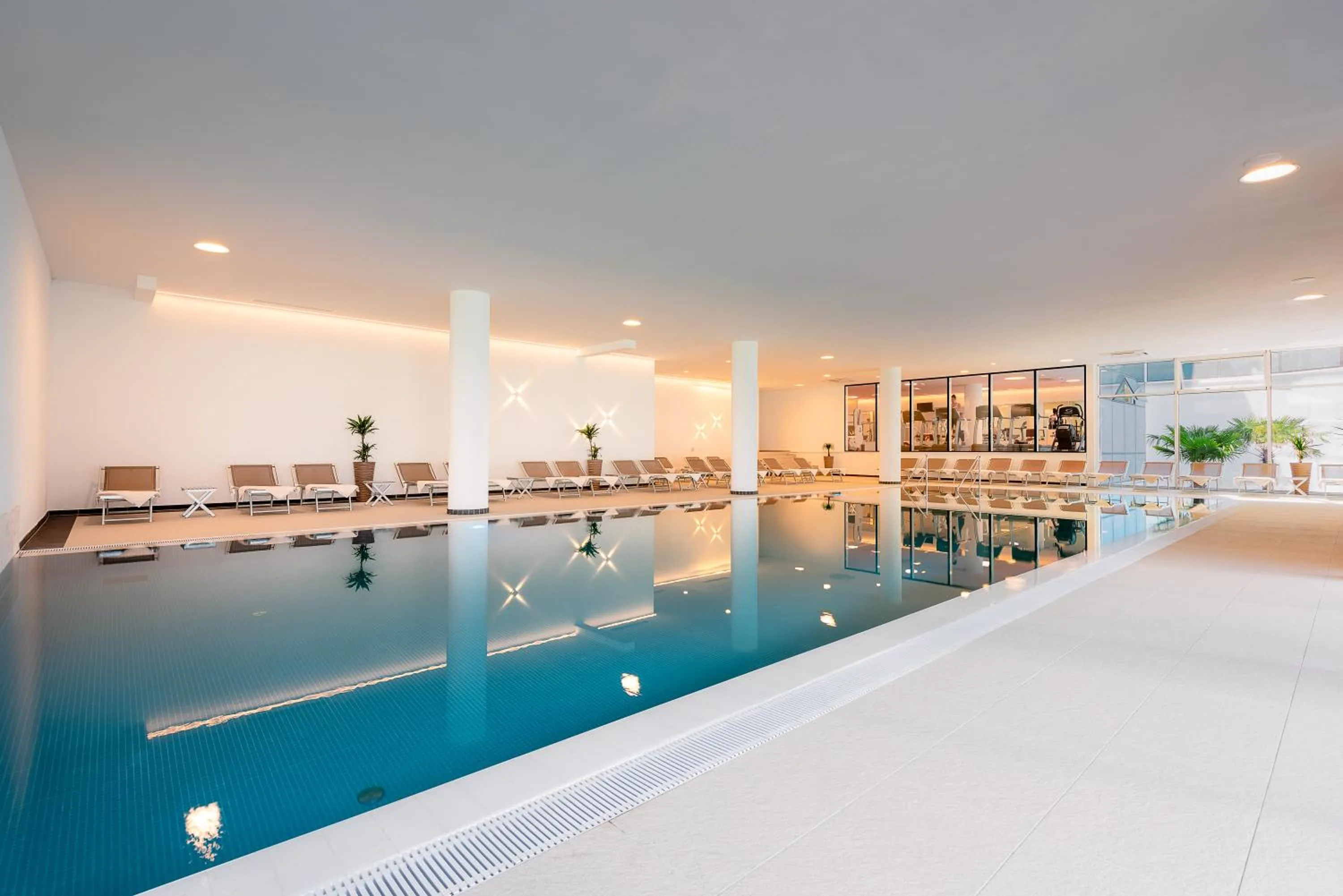 Swimming pool in Hotel Olympia