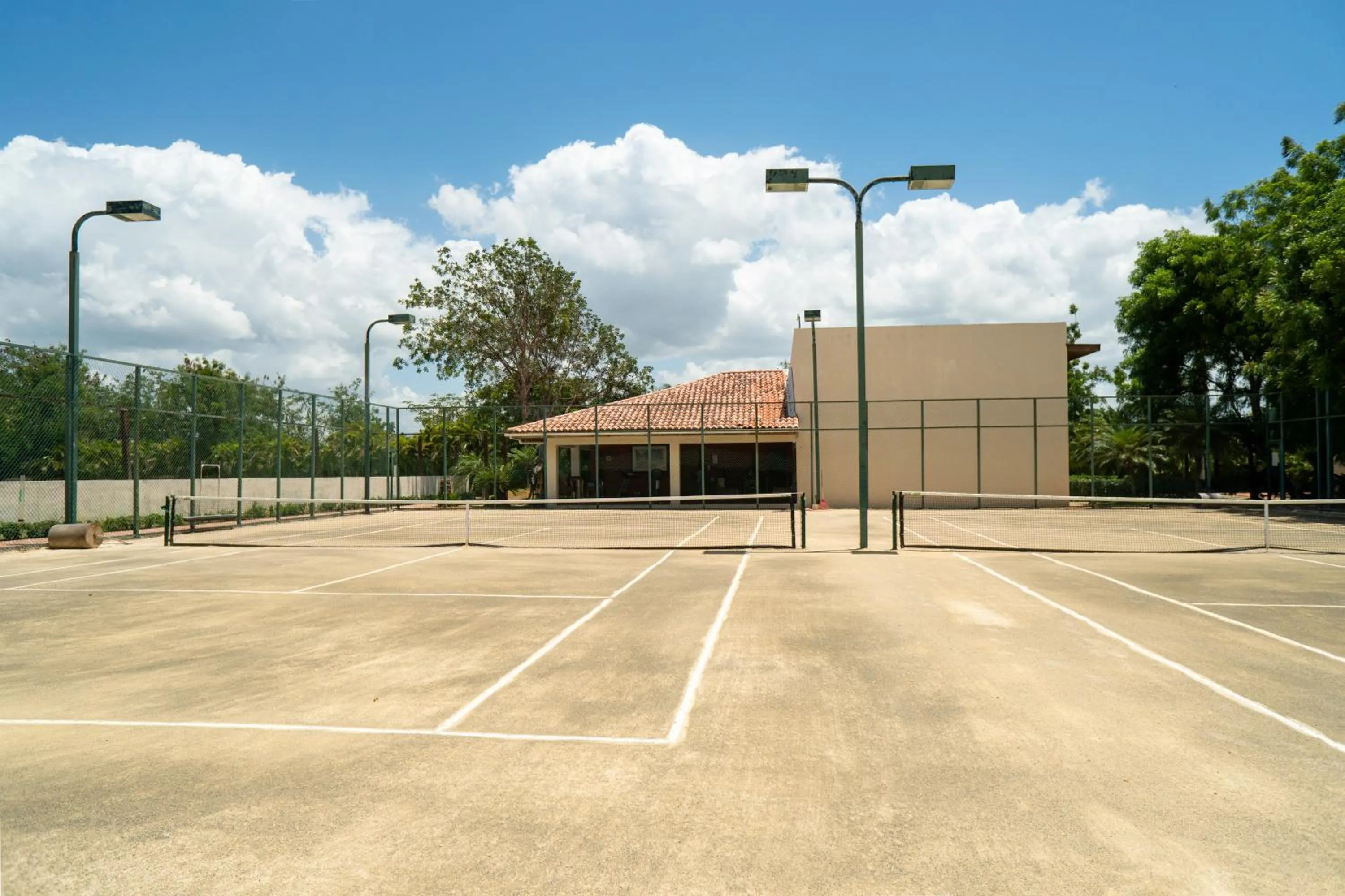 Tennis court in Hotel Casa Hemingway