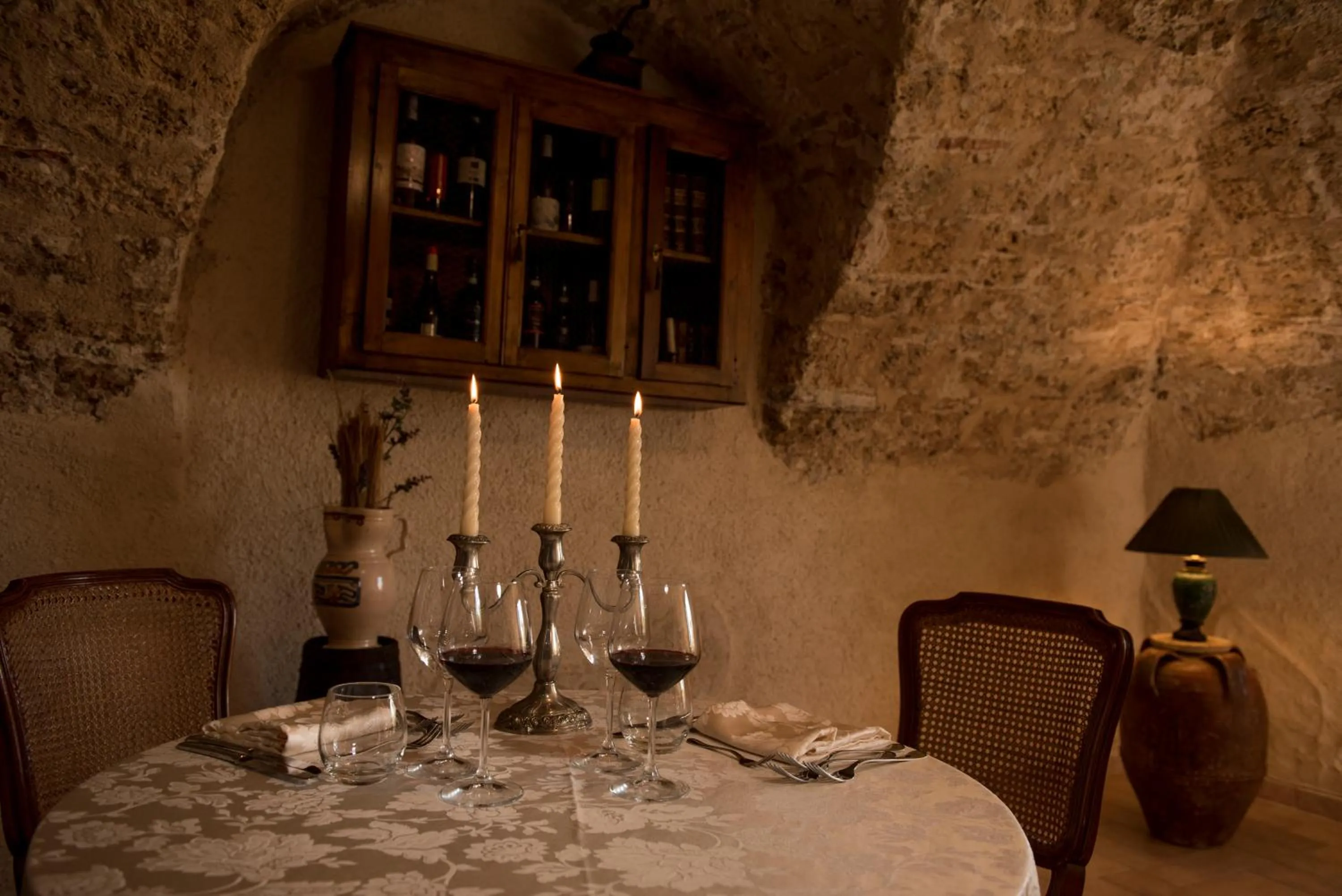 Restaurant/places to eat in Palazzo Cestari Hotel