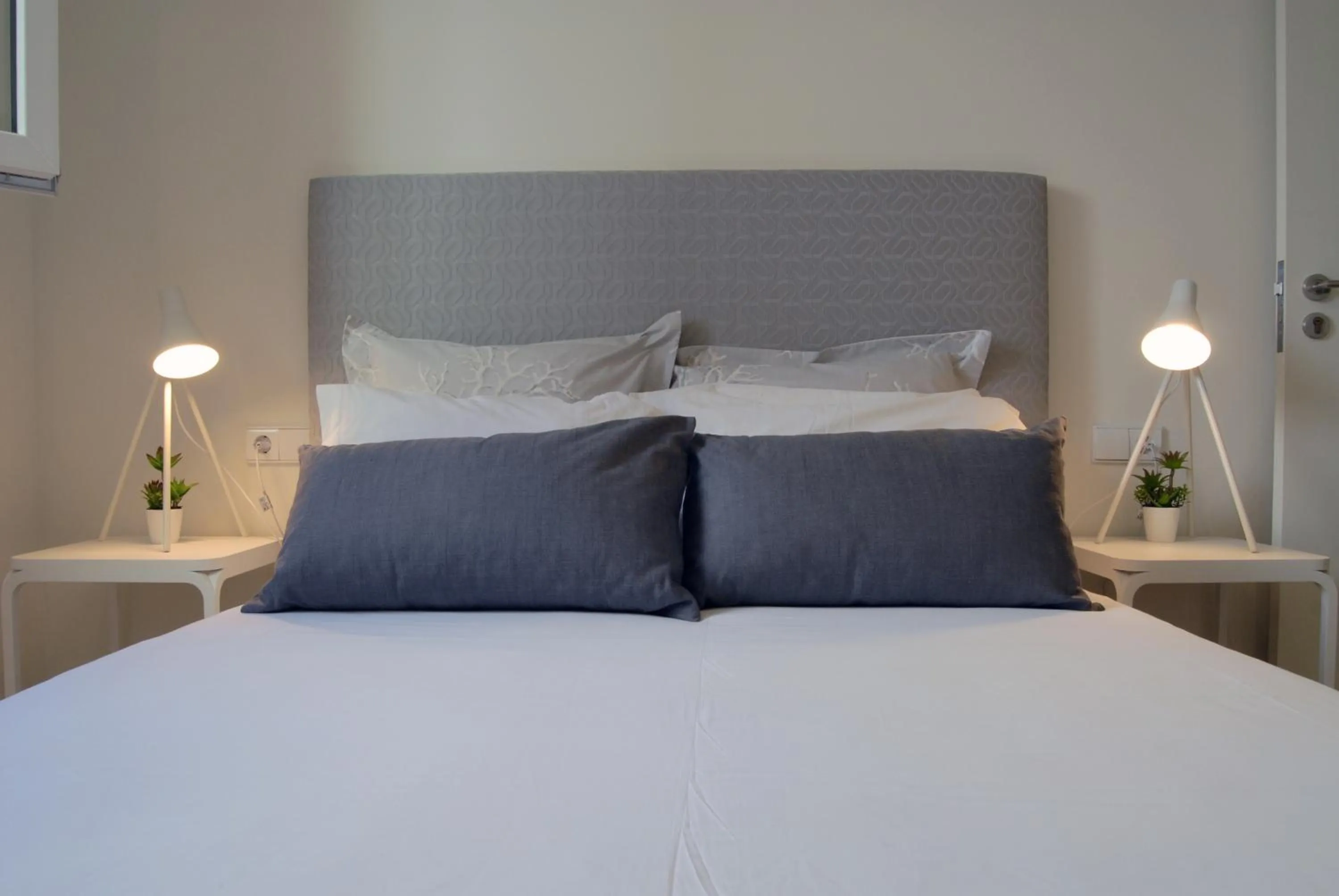 Living room, Bed in Spot Apartments Ceuta