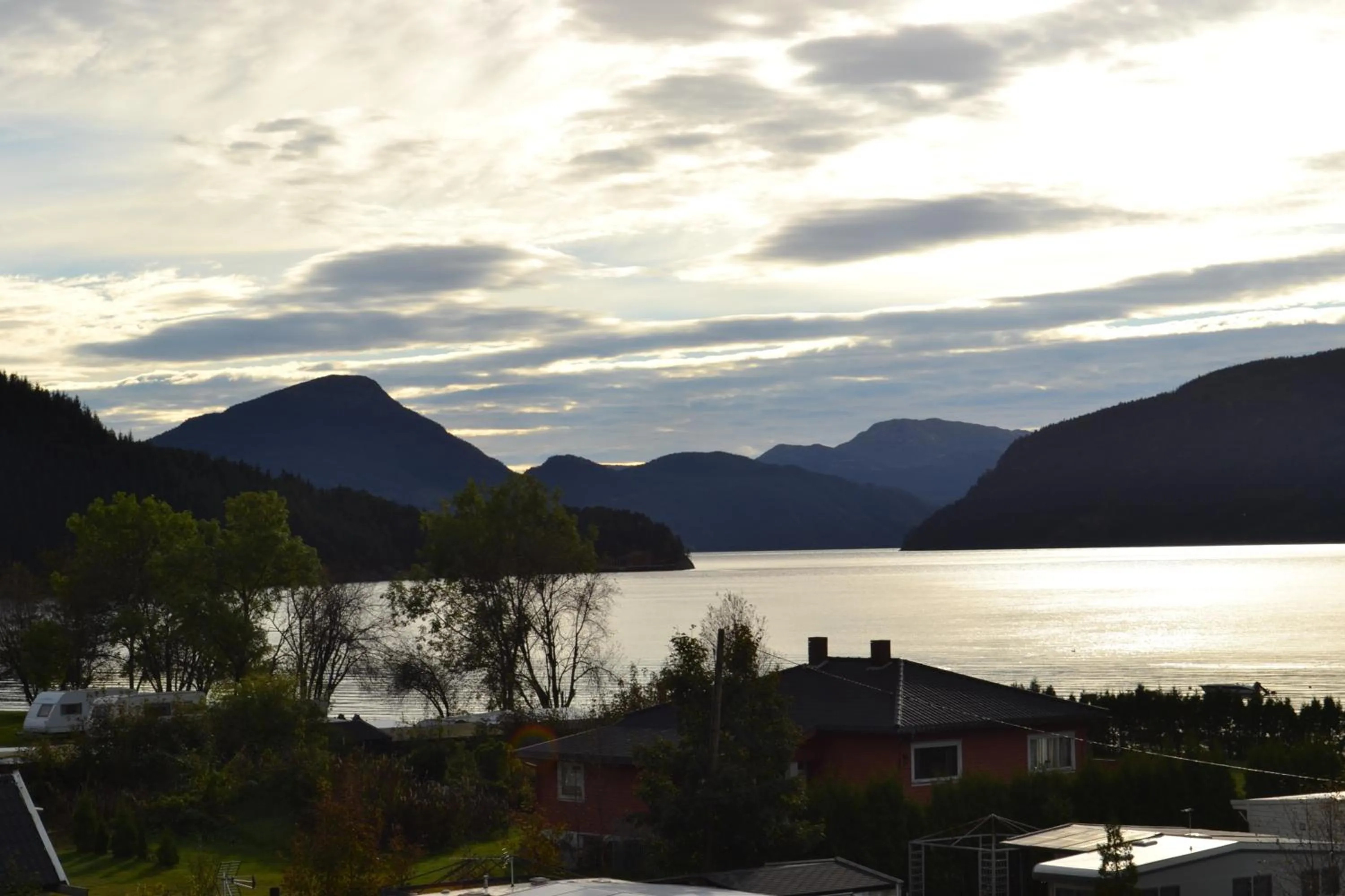 Lake view in VIKEDAL VERTSHUS hotel