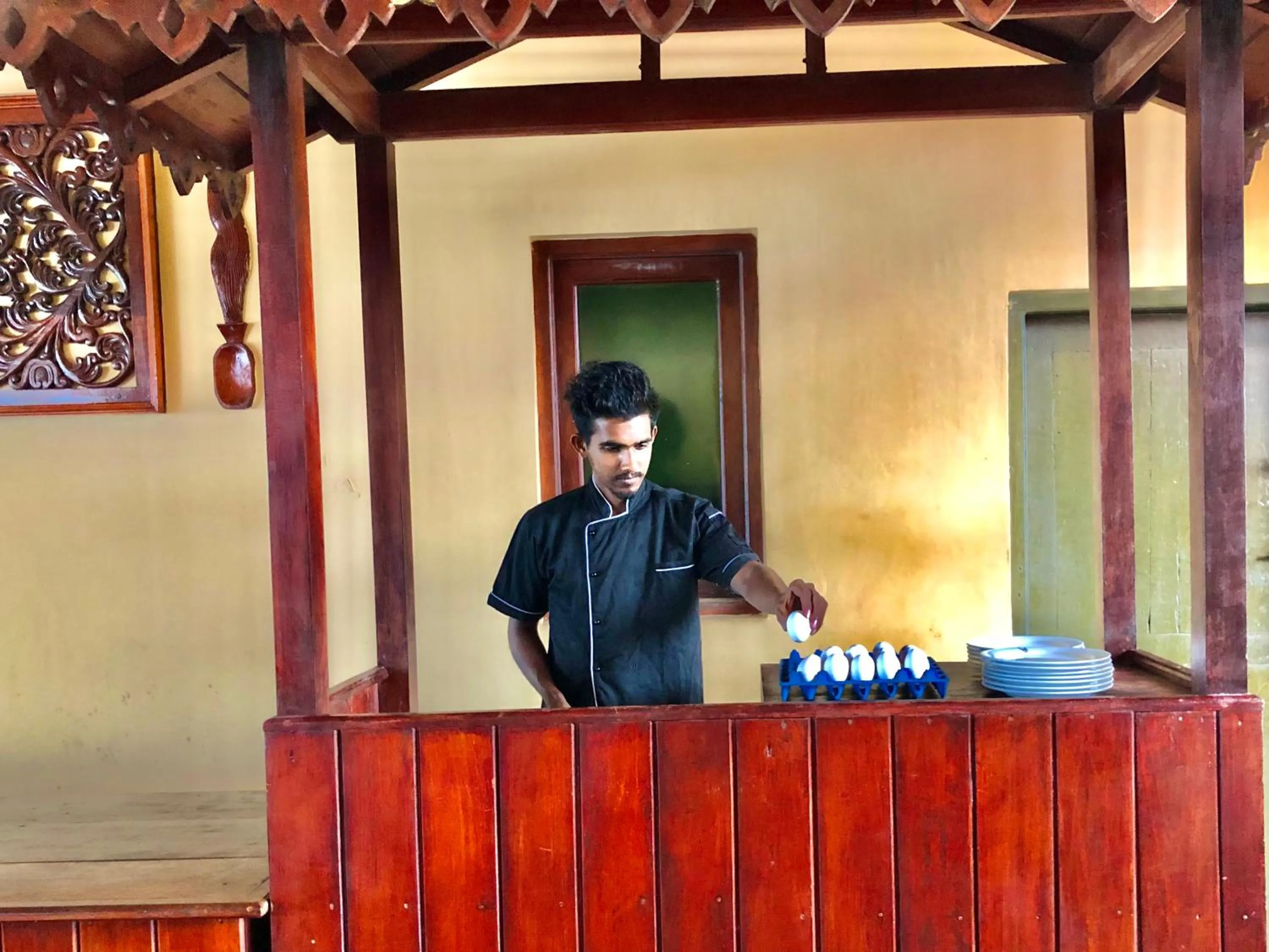 Restaurant/places to eat in Drifters Hotel & Beach Restaurant