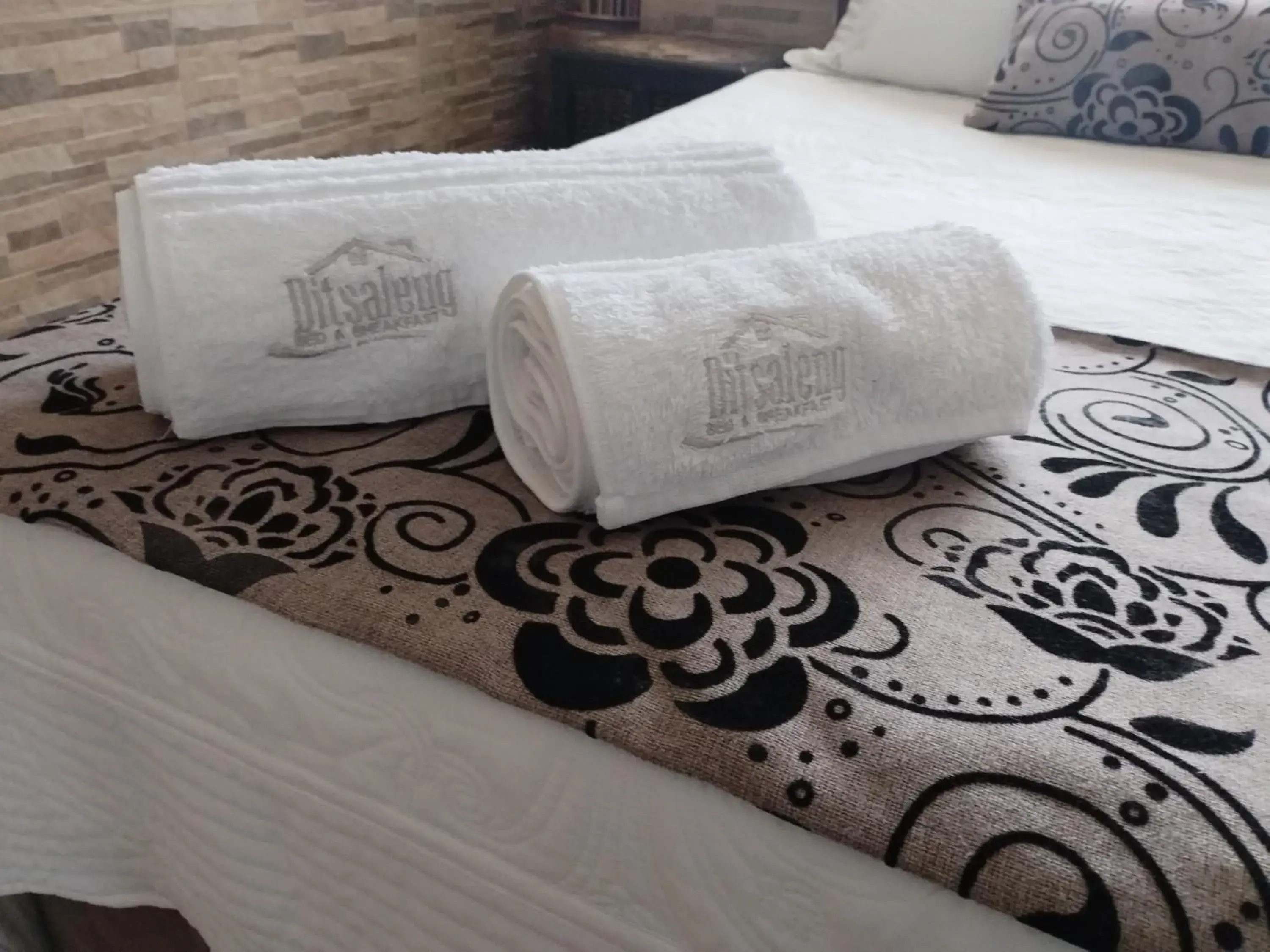 Double Room with Private Bathroom in Ditsaleng Bed and Breakfast Double Room with Private Bathroom in Ditsaleng Bed and Breakfast