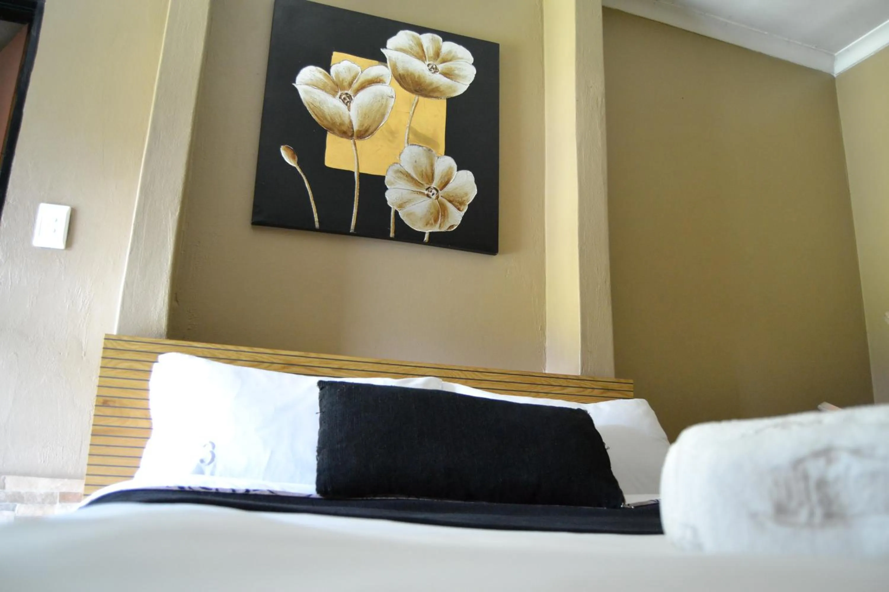 Bedroom, Bed in Ditsaleng Bed and Breakfast