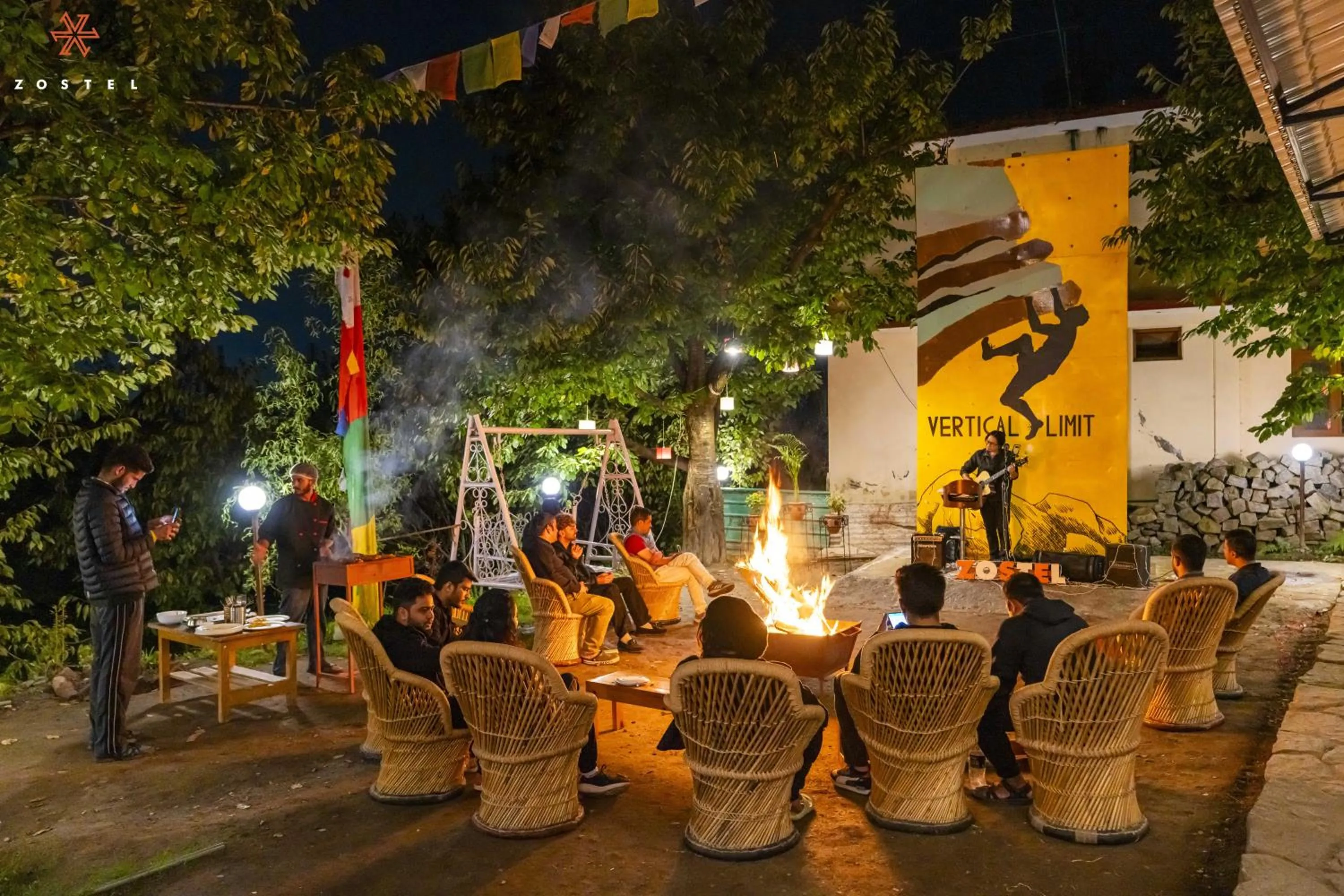 Garden in Zostel Old Manali