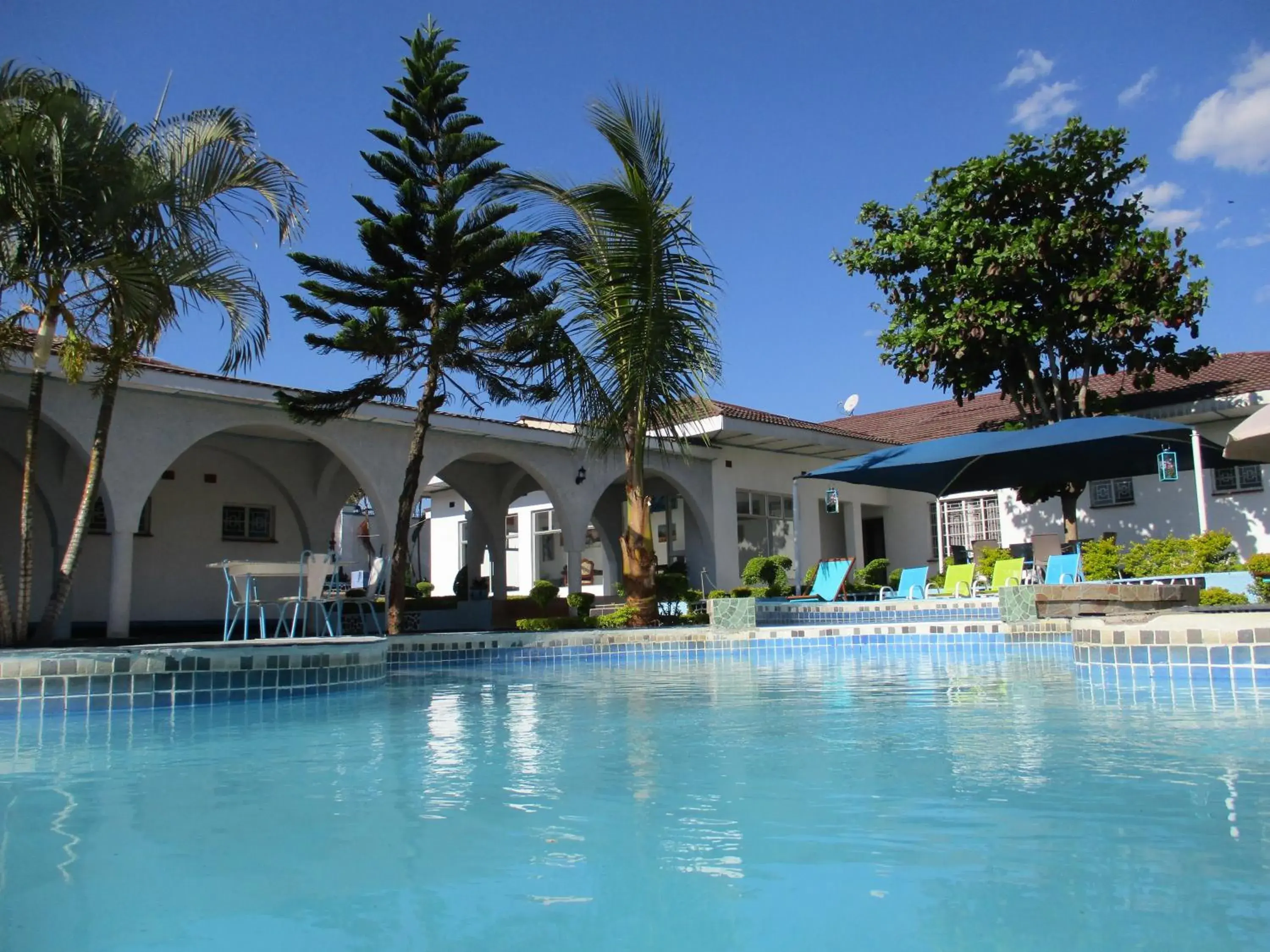 Blue Lagoon Lodge Blantyre Blue Lagoon Lodge Blantyre