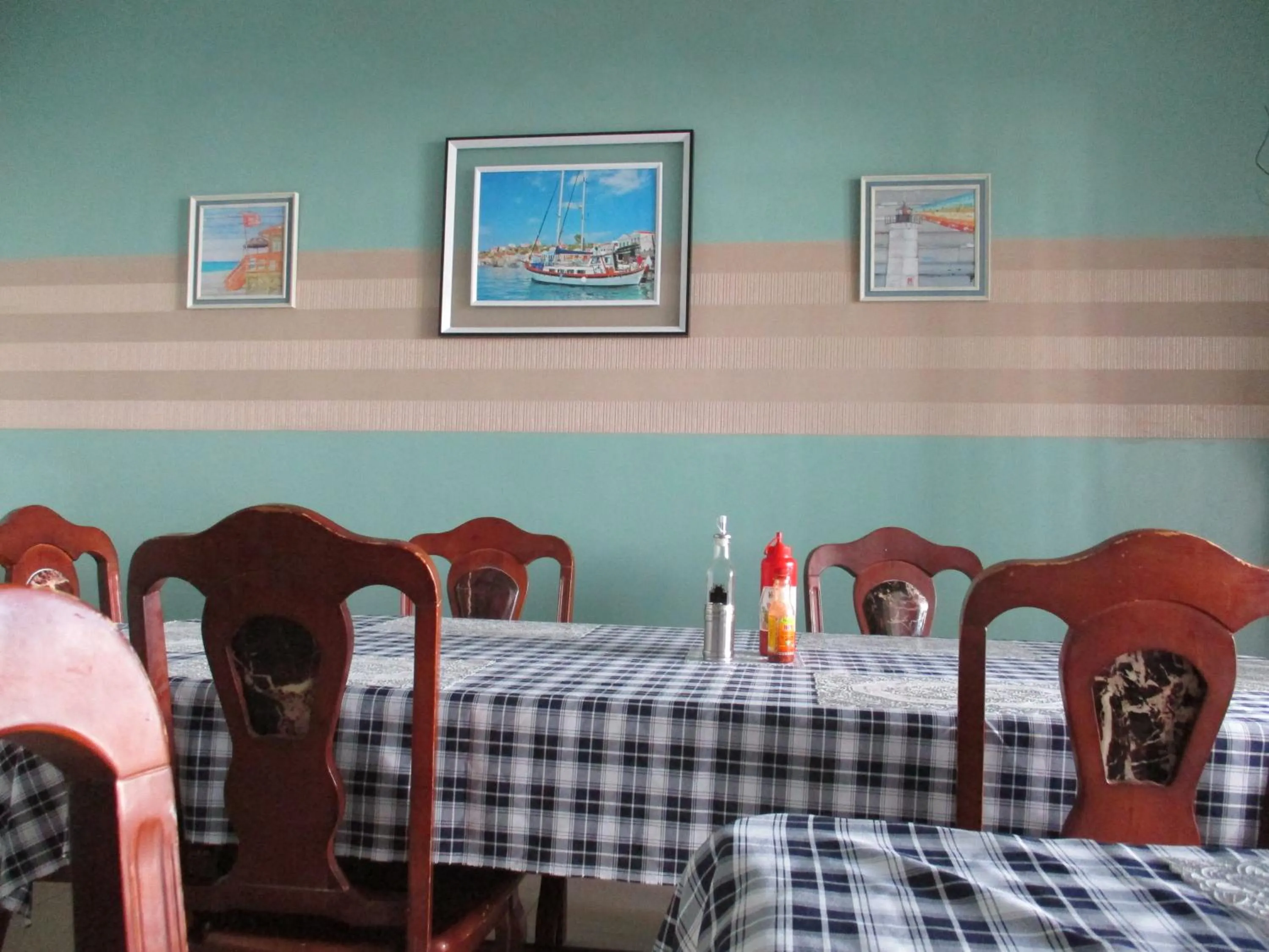Restaurant/places to eat in Blue Lagoon Lodge Blantyre