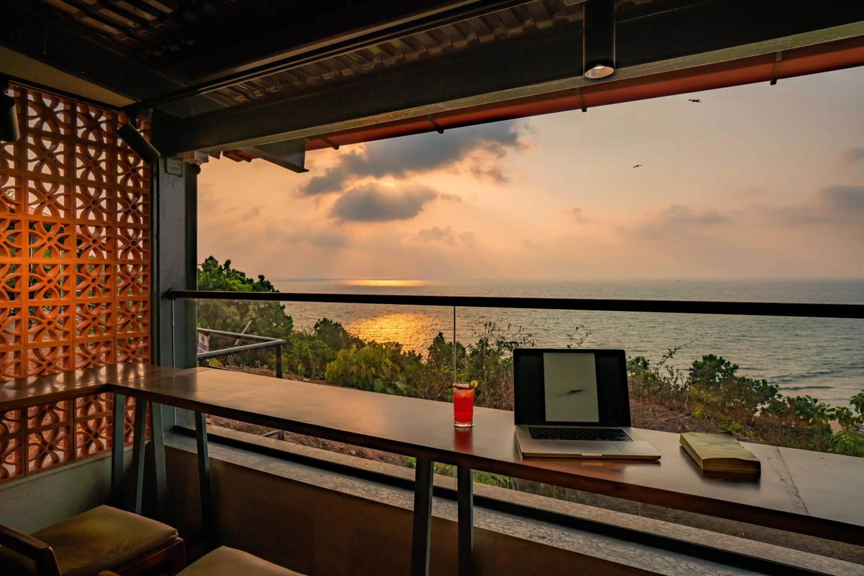 Dining area in Zostel Gokarna