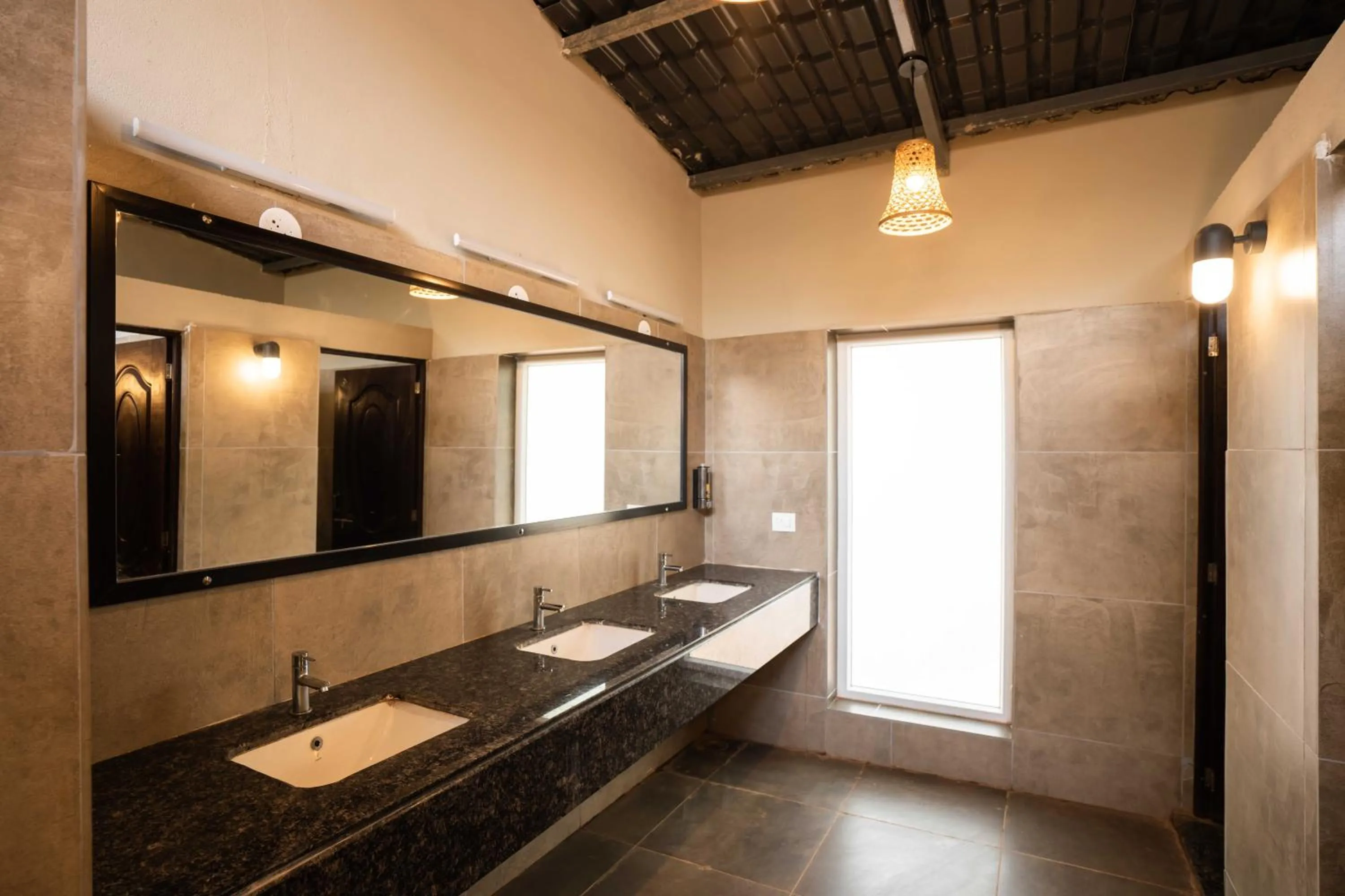 Bathroom in Zostel Gokarna