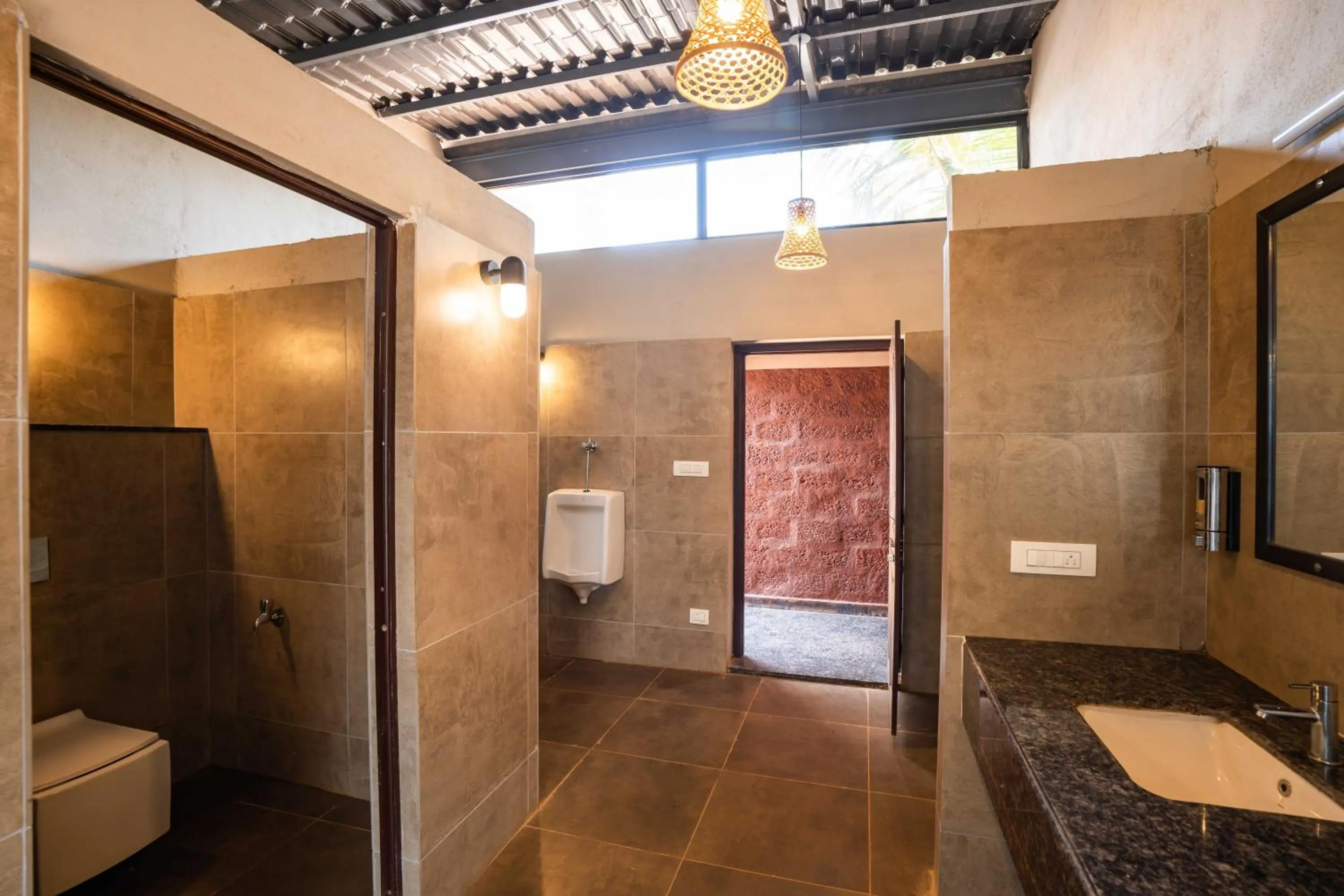 Shower in Zostel Gokarna