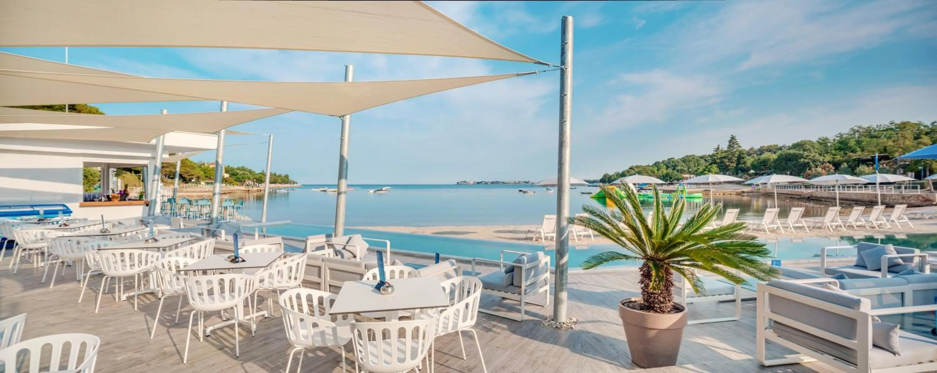 Restaurant/places to eat in Mobilhome Victoria Camping Lanterna