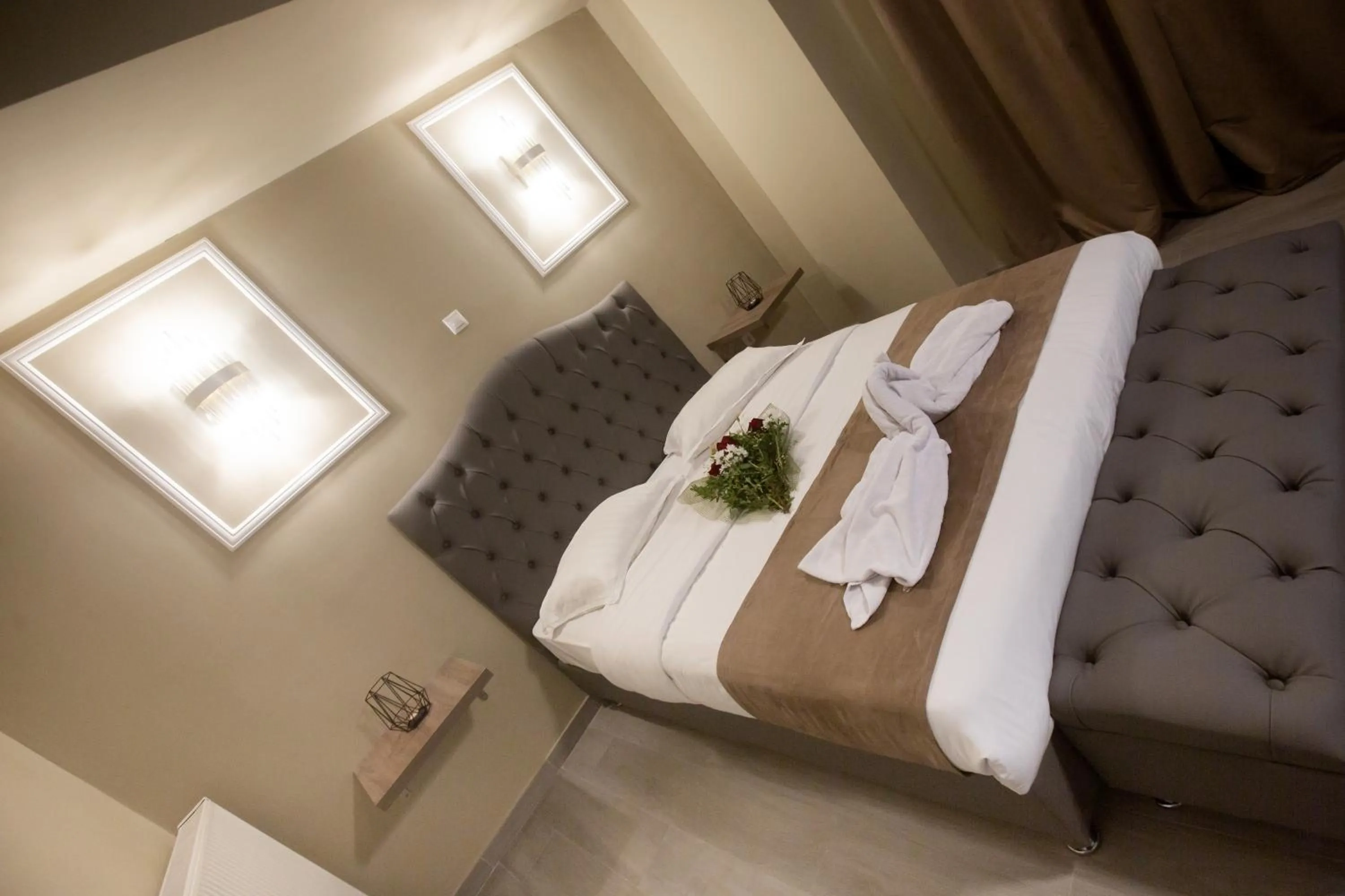 Bed in Cavallari Palace Hotel Suites