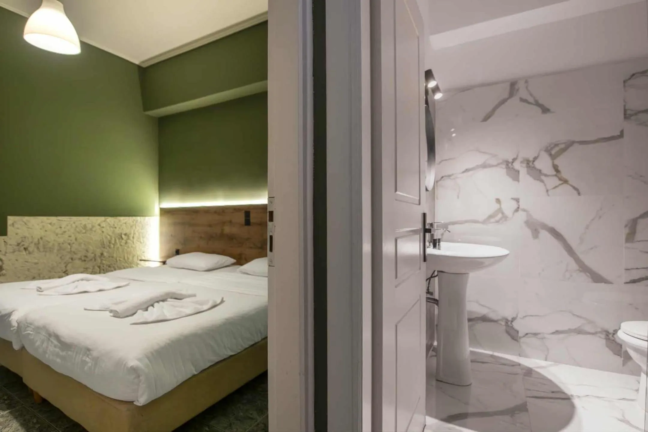 Bed in Cavallari Palace Hotel Suites