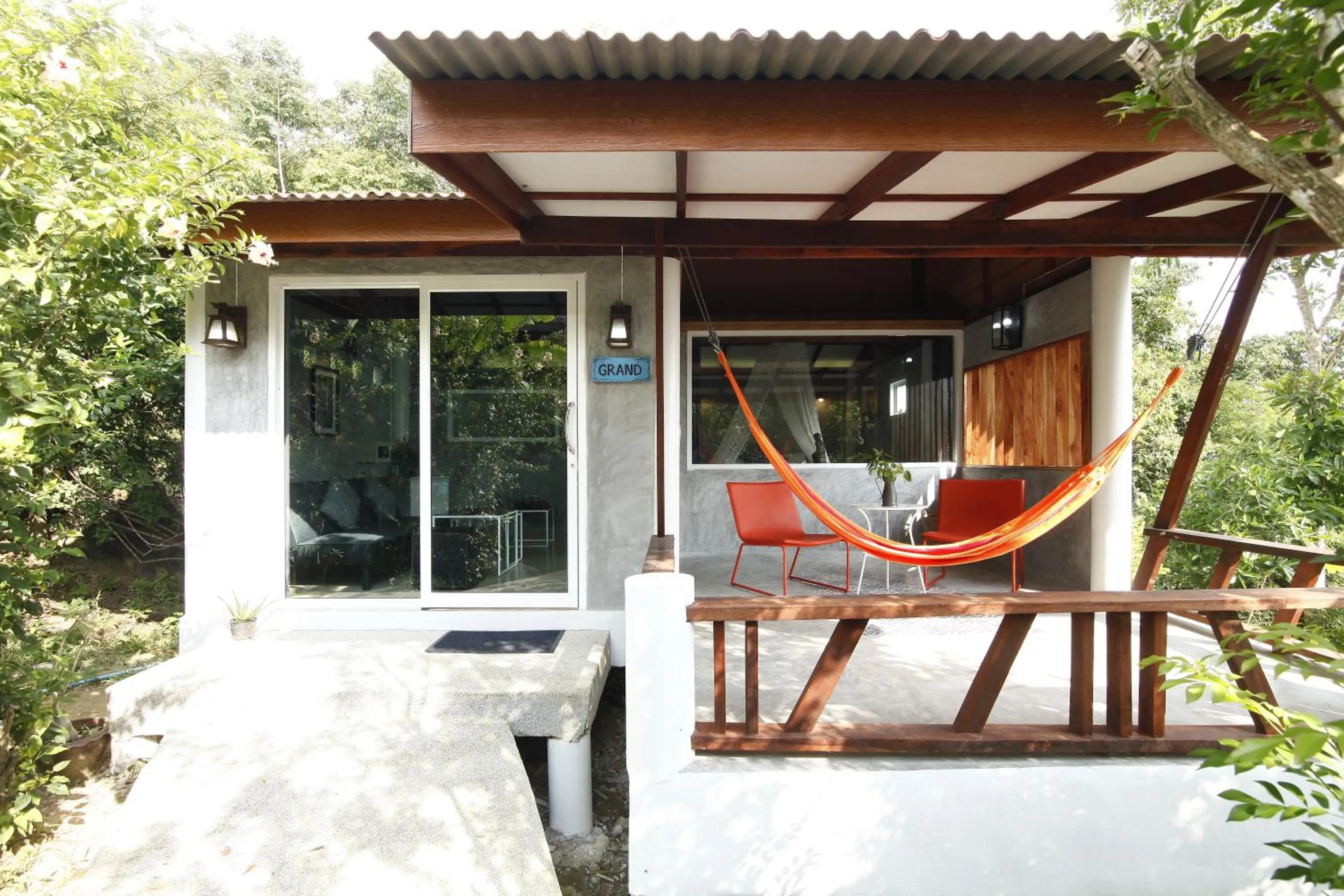 Balcony/Terrace in Oon Lee Bungalows