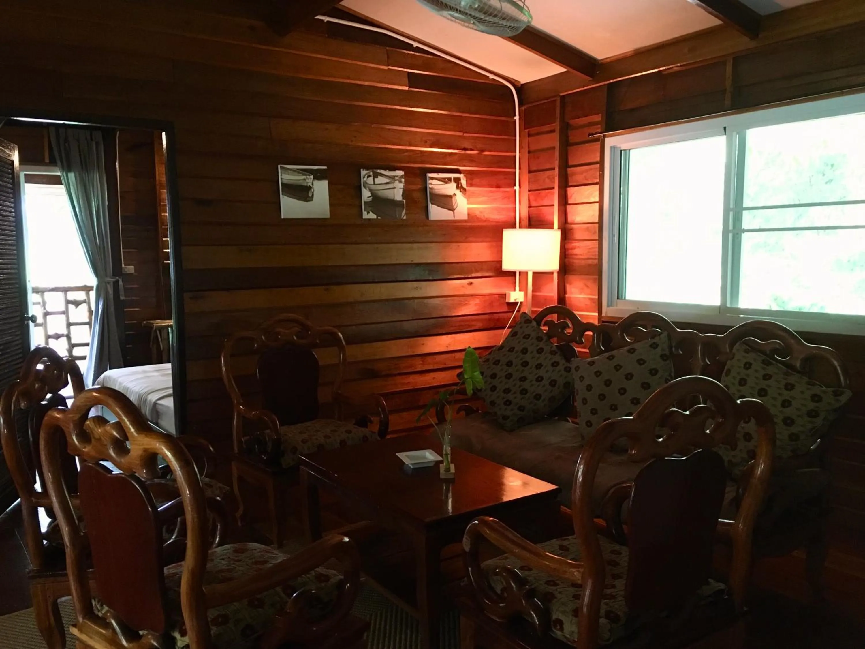 Living room in Oon Lee Bungalows