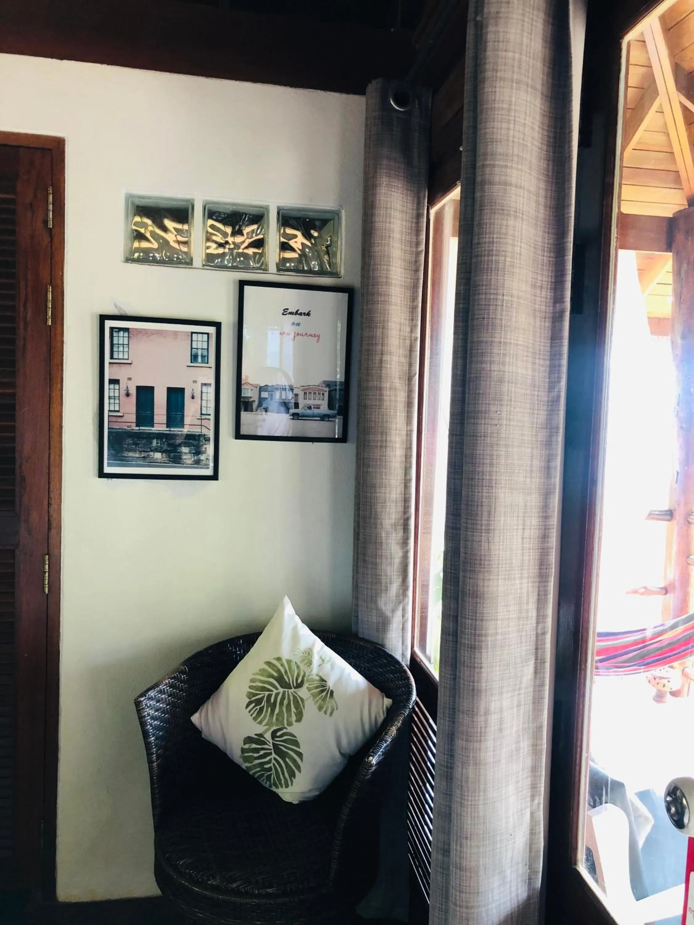 Seating area in Oon Lee Bungalows