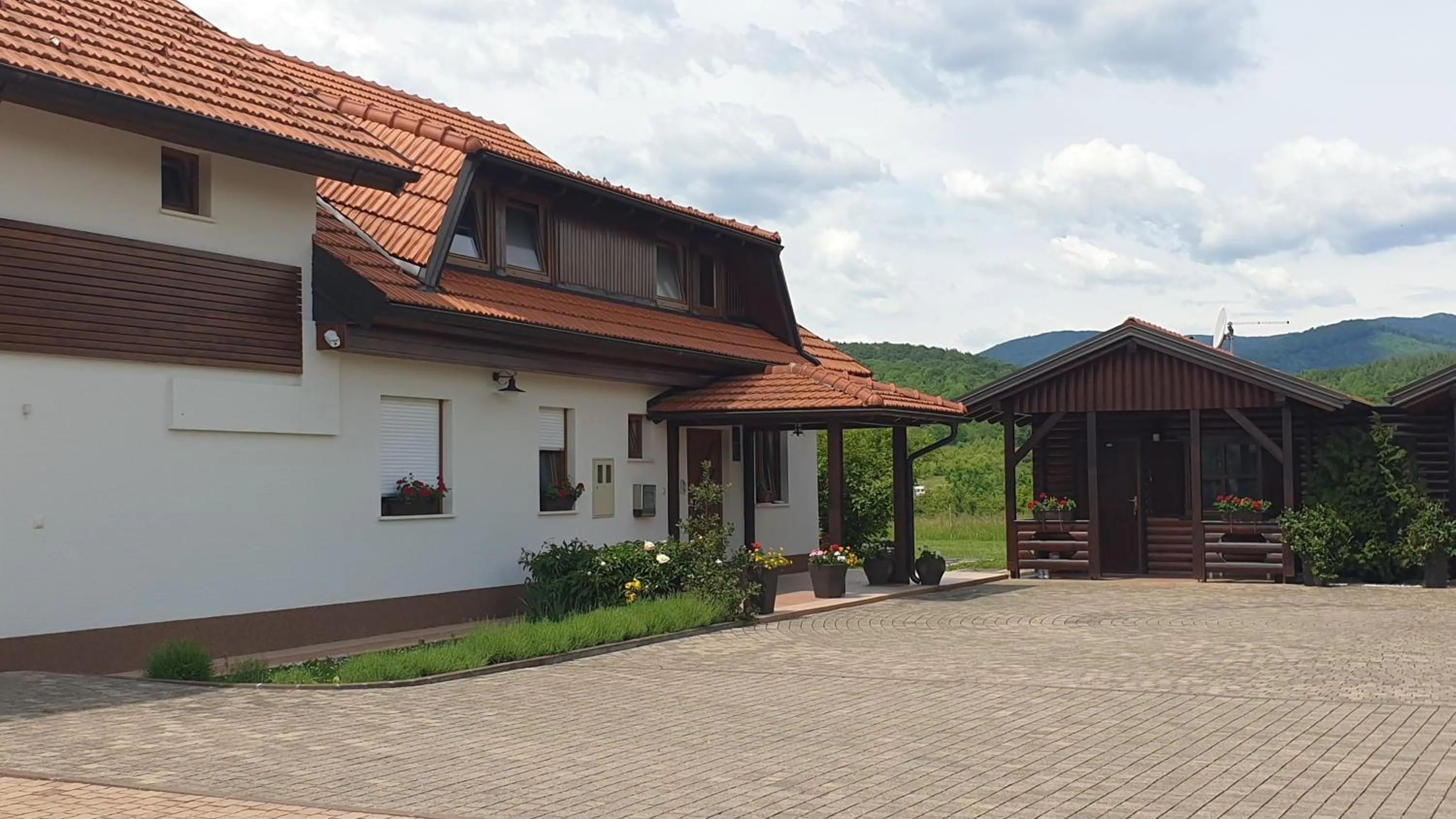 Facade/entrance in House Tina