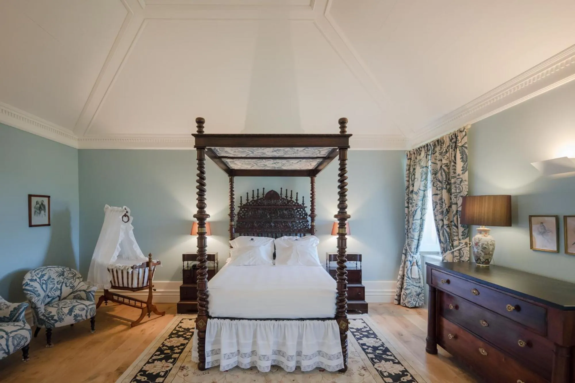 Seating area, Bed in Hotel Paço de Vitorino