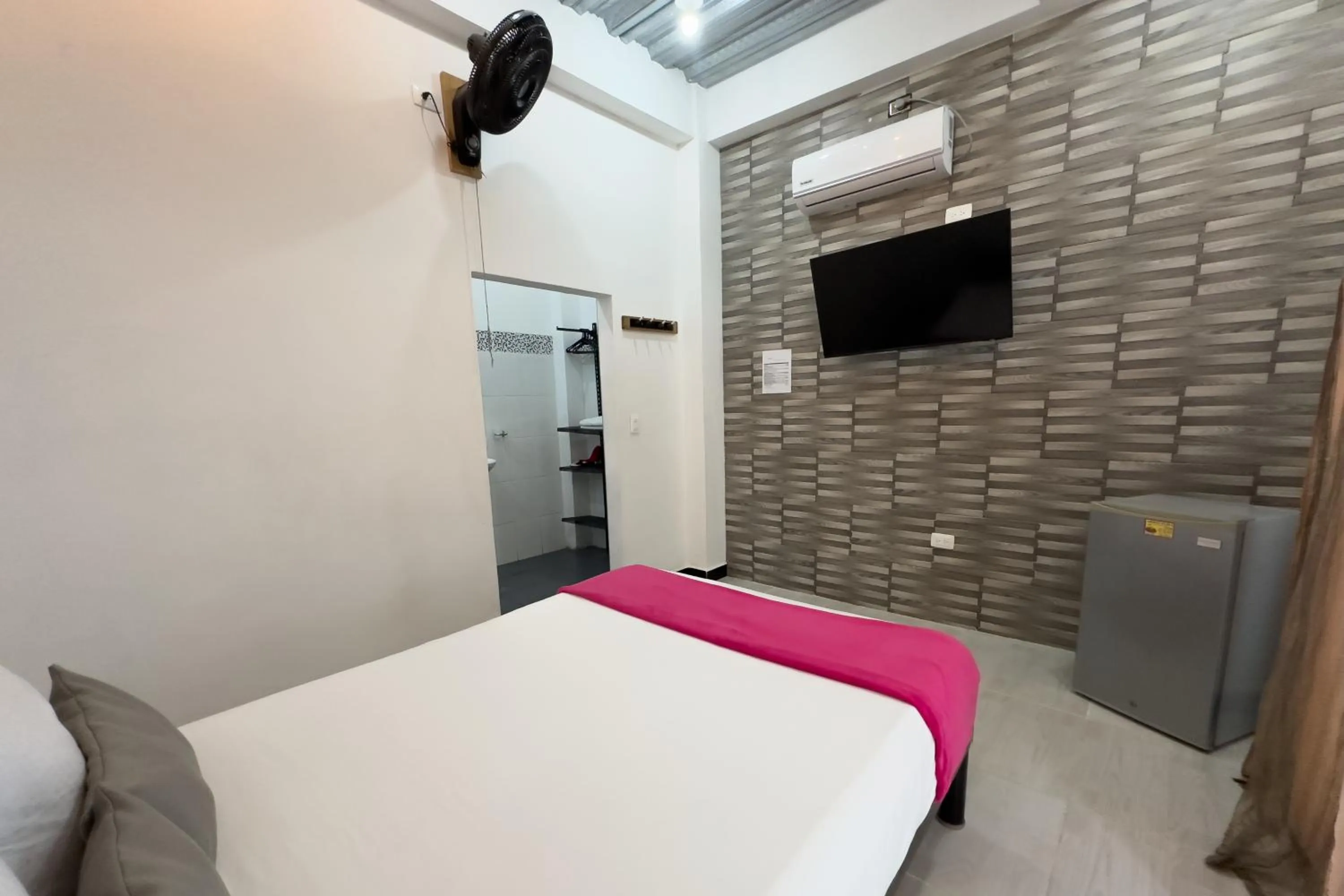 TV and multimedia, Bed in Hotel Family House Rodadero