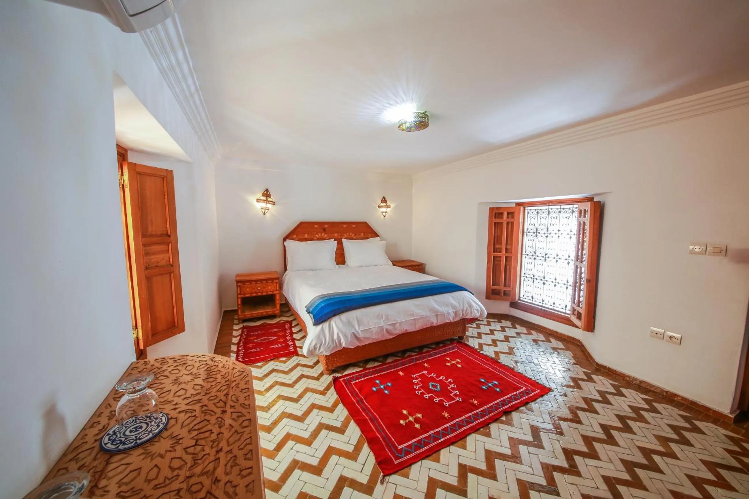 Bed in Palais Nazha Fes - Luxury Lodging