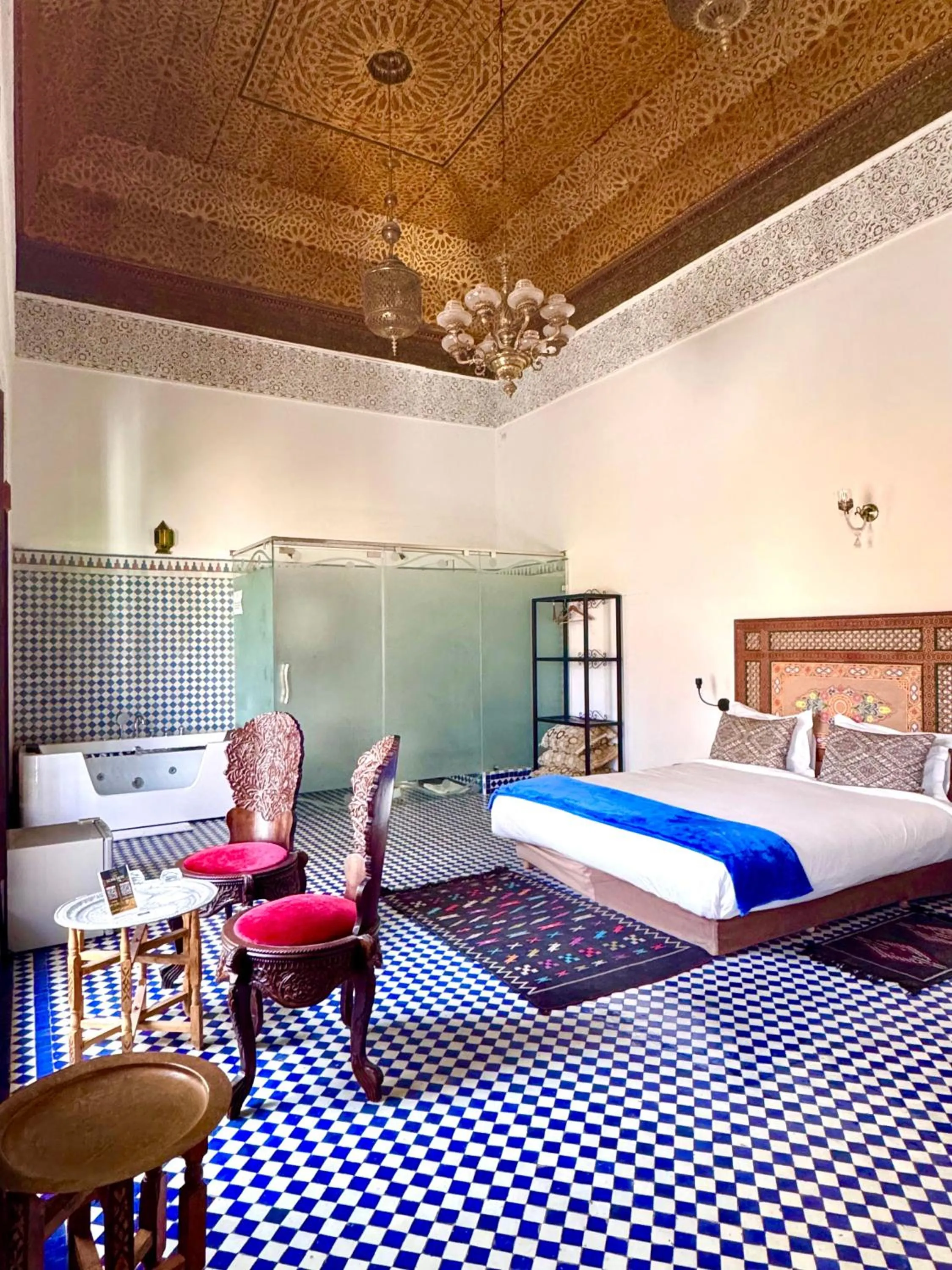 Bedroom, Bed in Palais Nazha Fes - Luxury Lodging