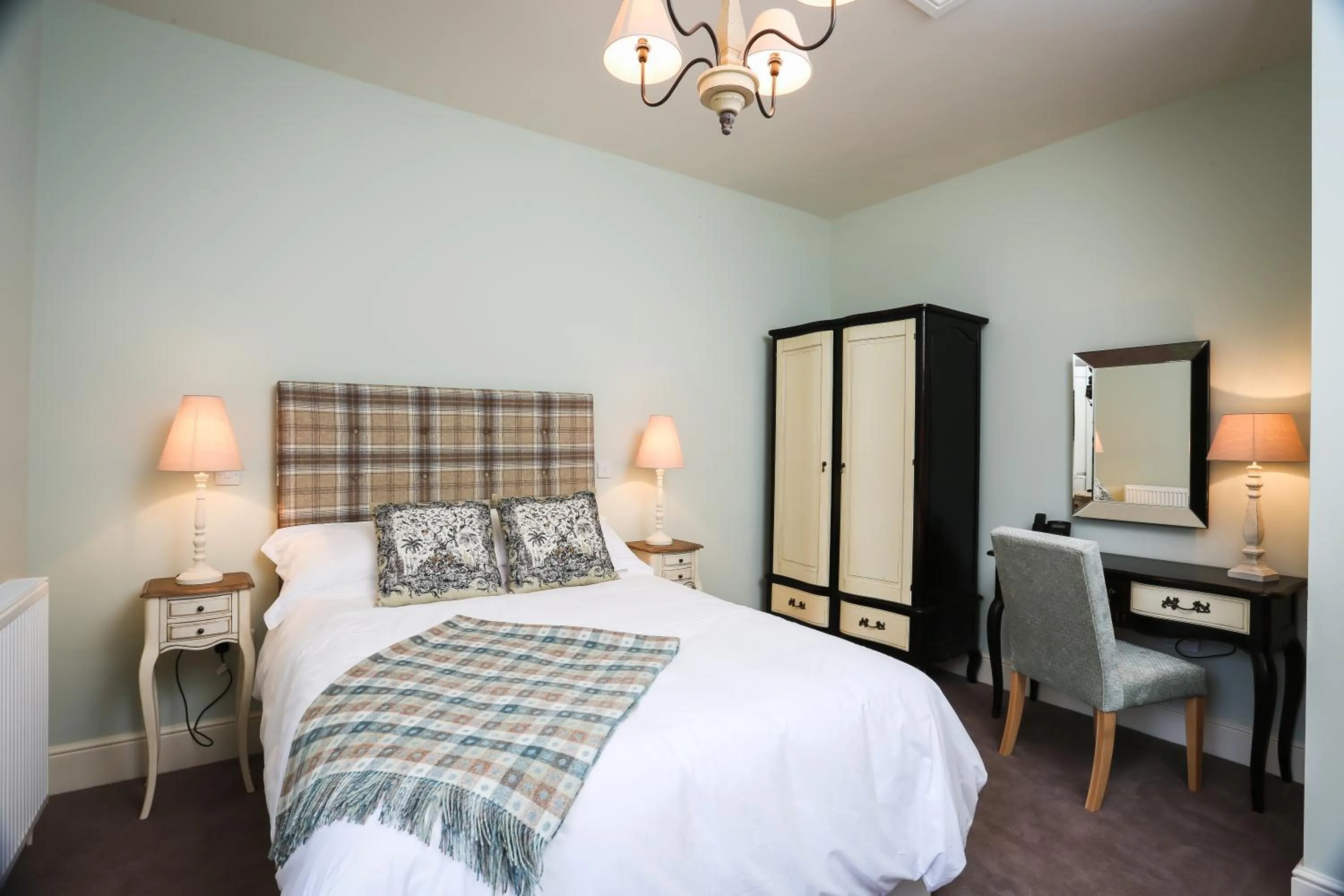 Bedroom, Bed in Hooton Pagnell Hall