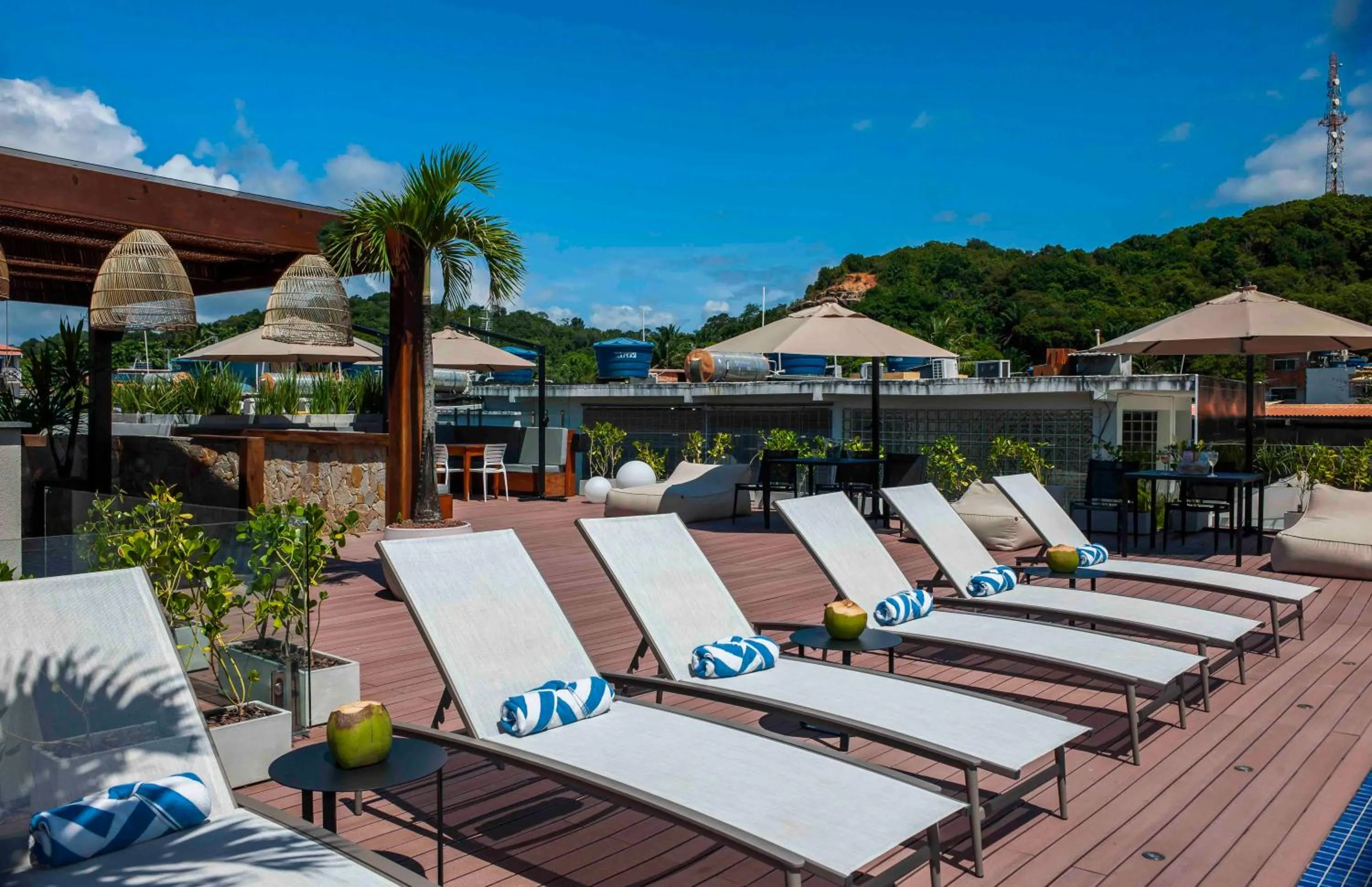 Swimming pool in Pousada Bahia Tambor