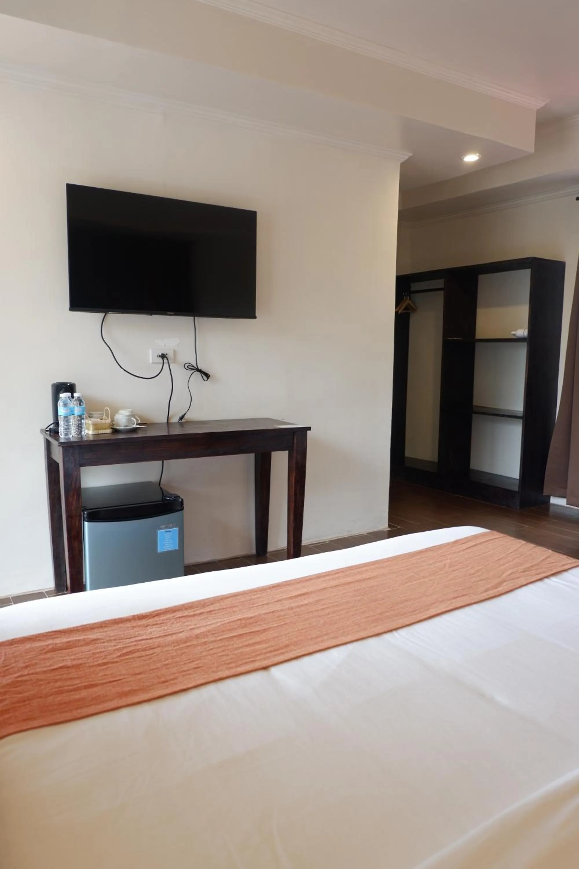 Bedroom, Bed in Vela Terraces Hotel