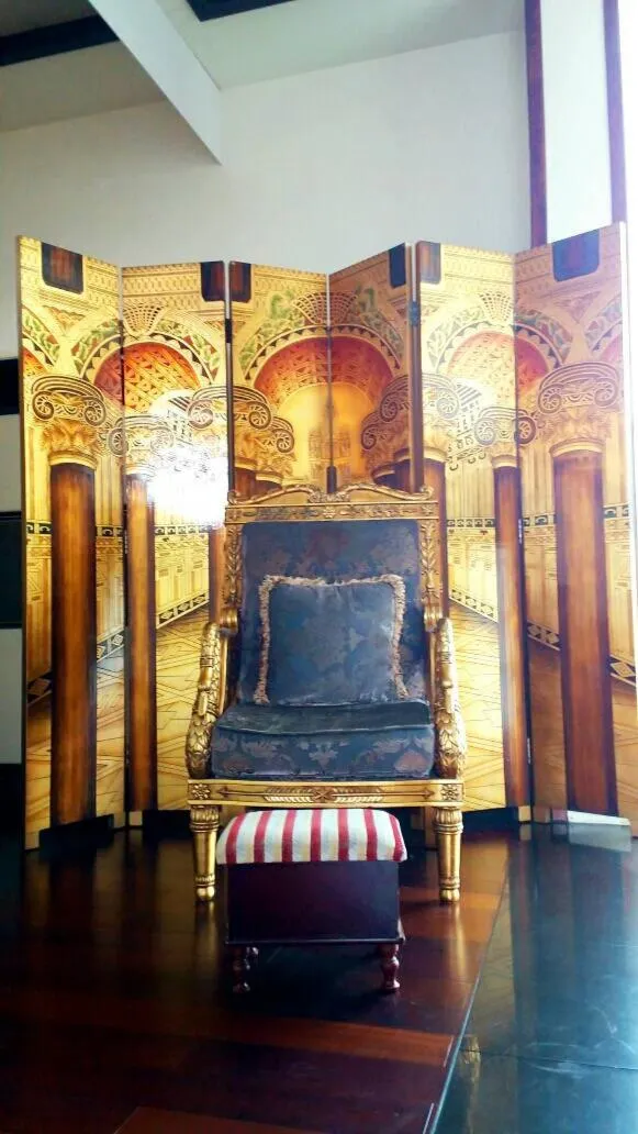 Decorative detail in Empire Pacific Hotel龍潭科學園區 六福村 幼獅工業園區 長租旅居