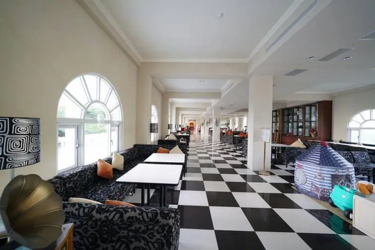 Empire Pacific Hotel龍潭科學園區 六福村 幼獅工業園區 長租旅居