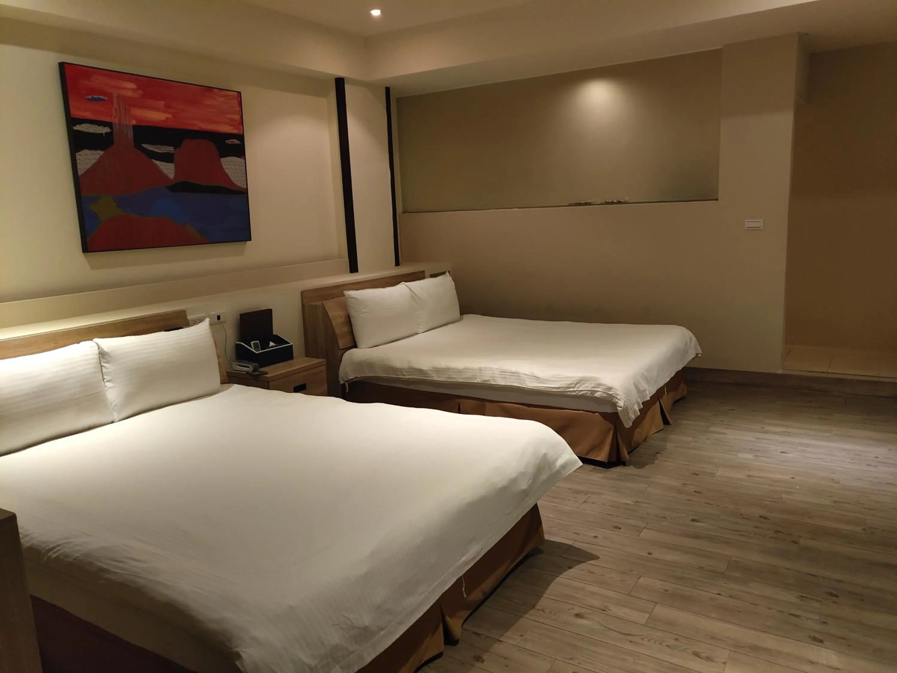 Bed in Empire Pacific Hotel龍潭科學園區 六福村 幼獅工業園區 長租旅居