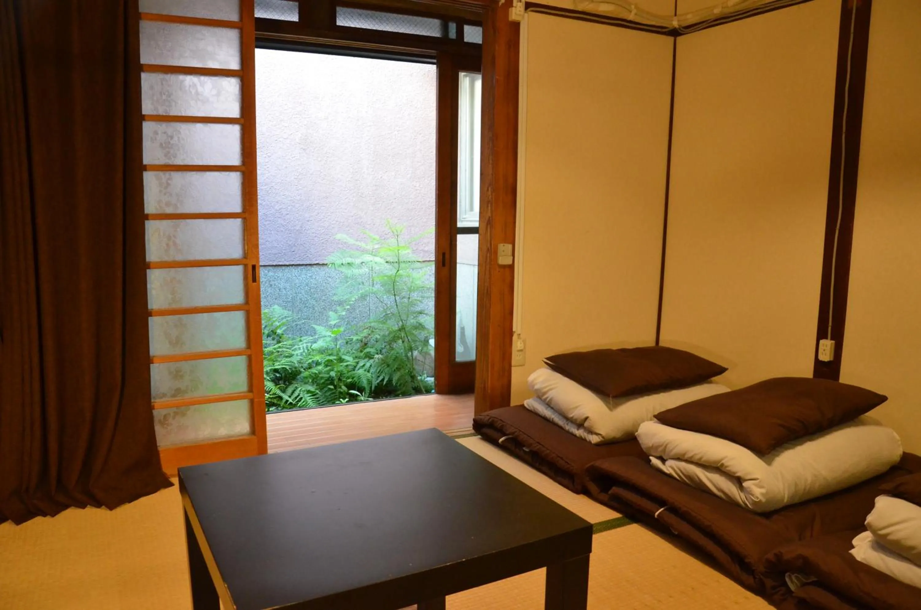 Quadruple Room with Garden View in Peace house Abeno