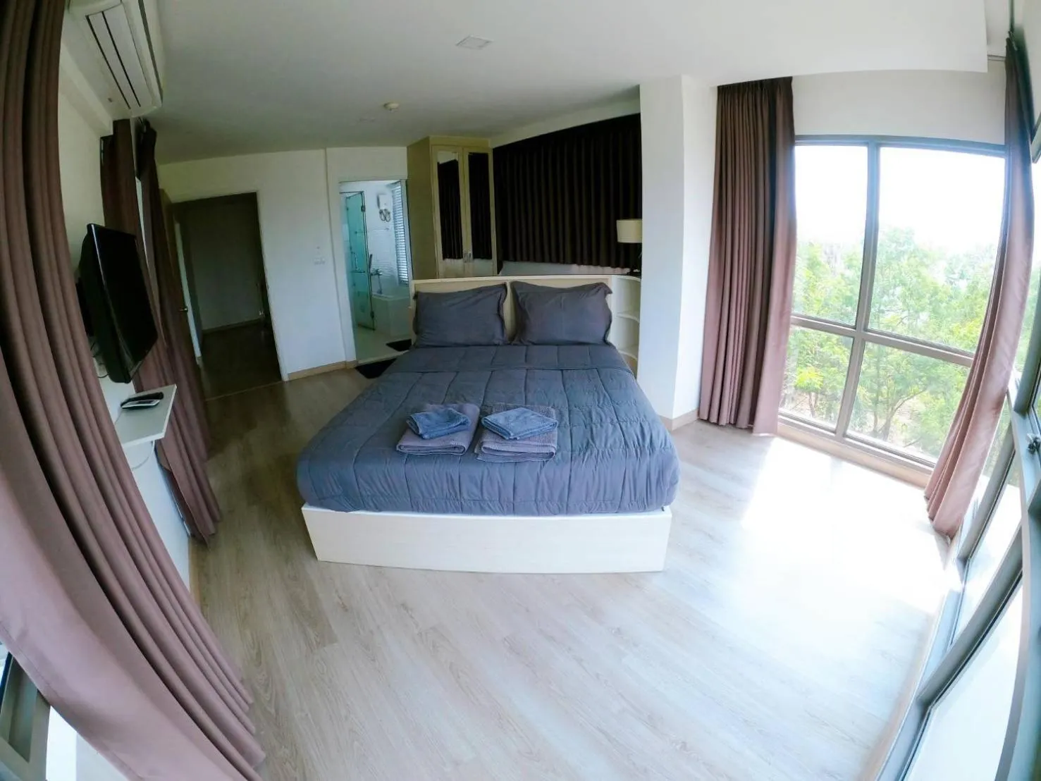 Bed in Sonrisa Srirachaที่พักติดทะเล