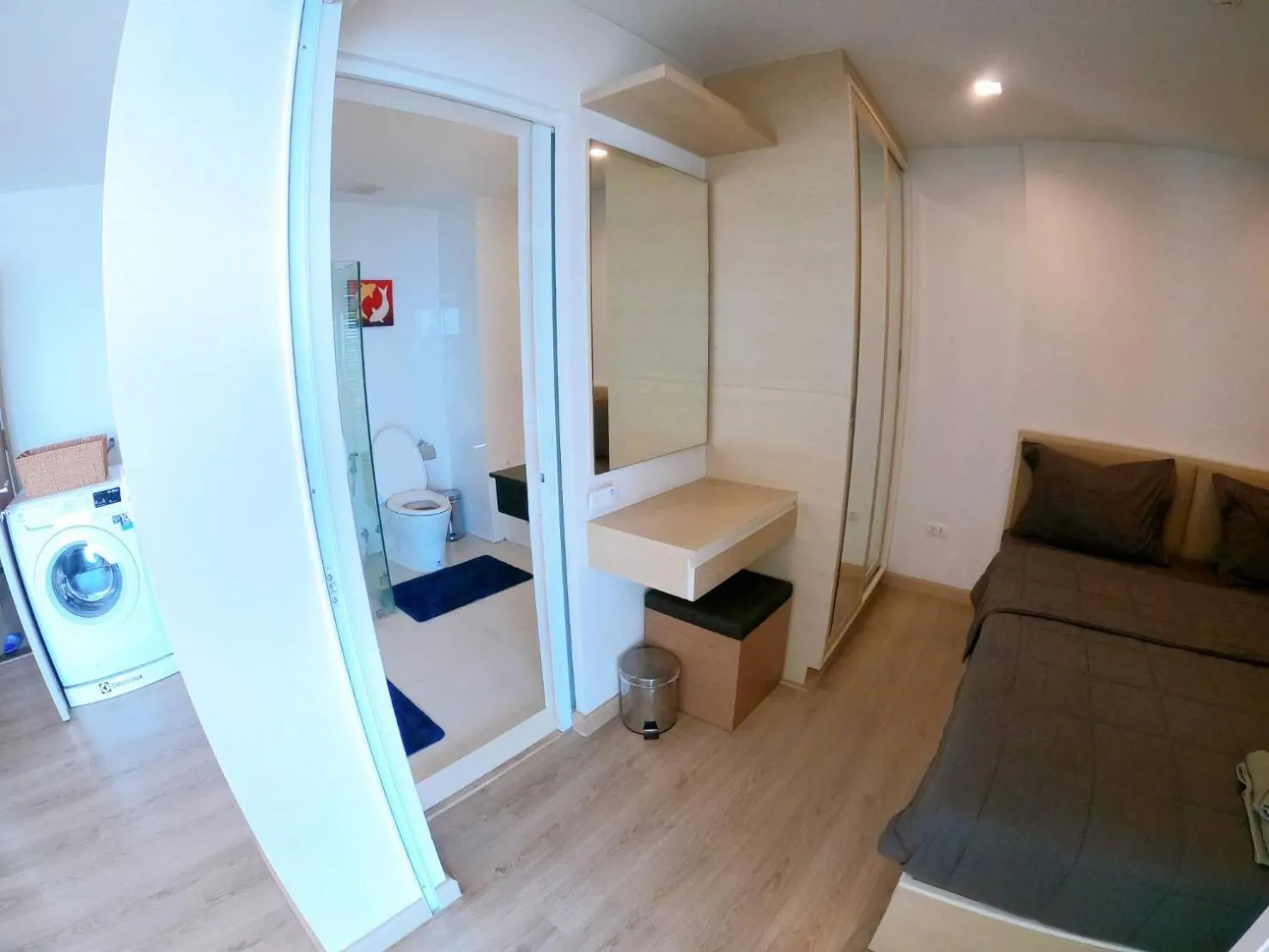 Photo of the whole room, Bed in Sonrisa Srirachaที่พักติดทะเล