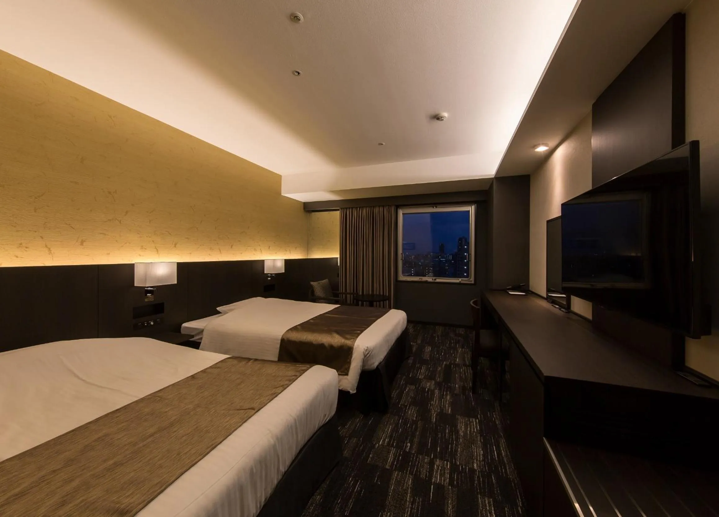 Photo of the whole room, Bed in KKR Hotel Osaka