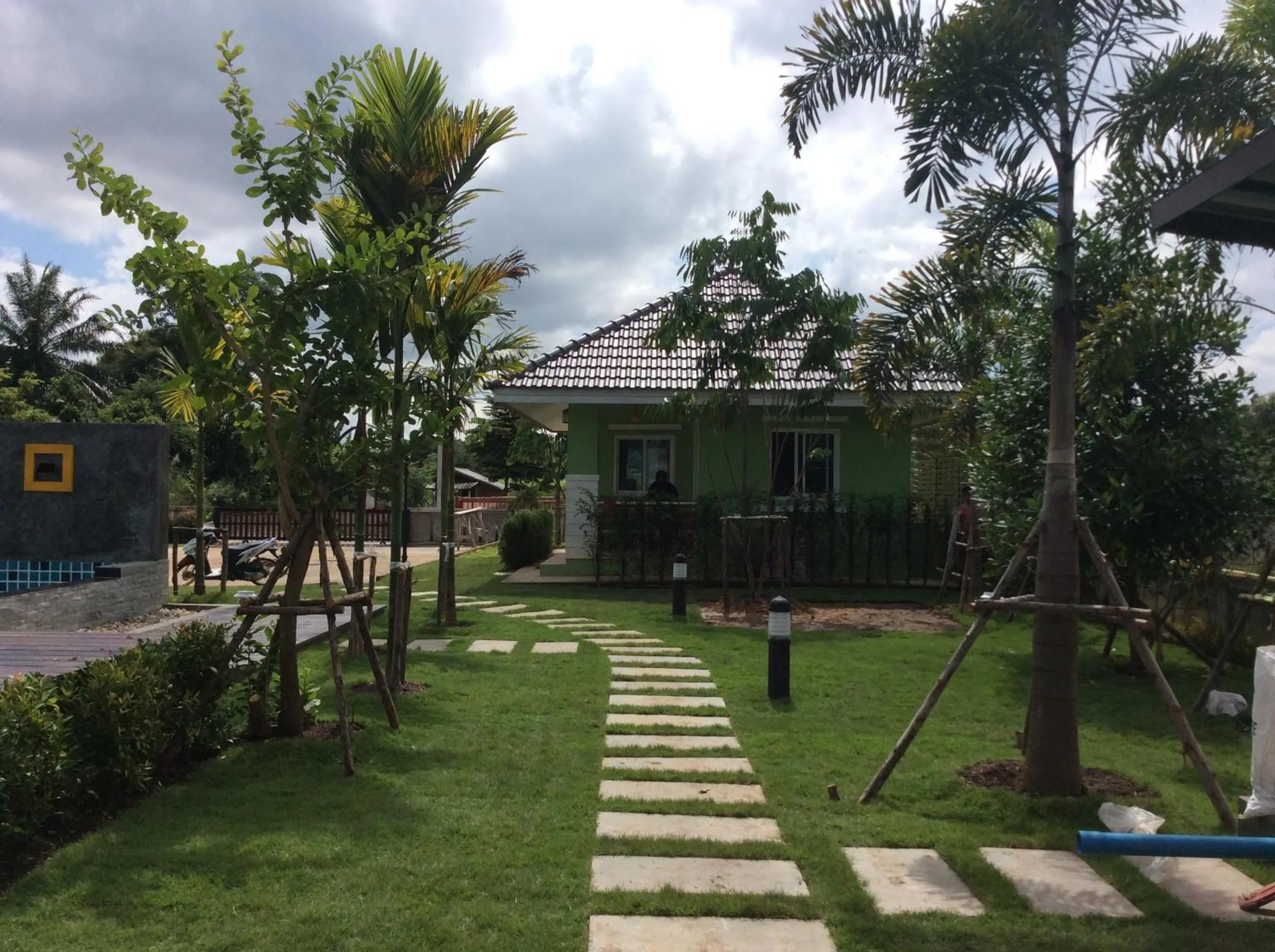 Property building in Na Na Doo Homestay