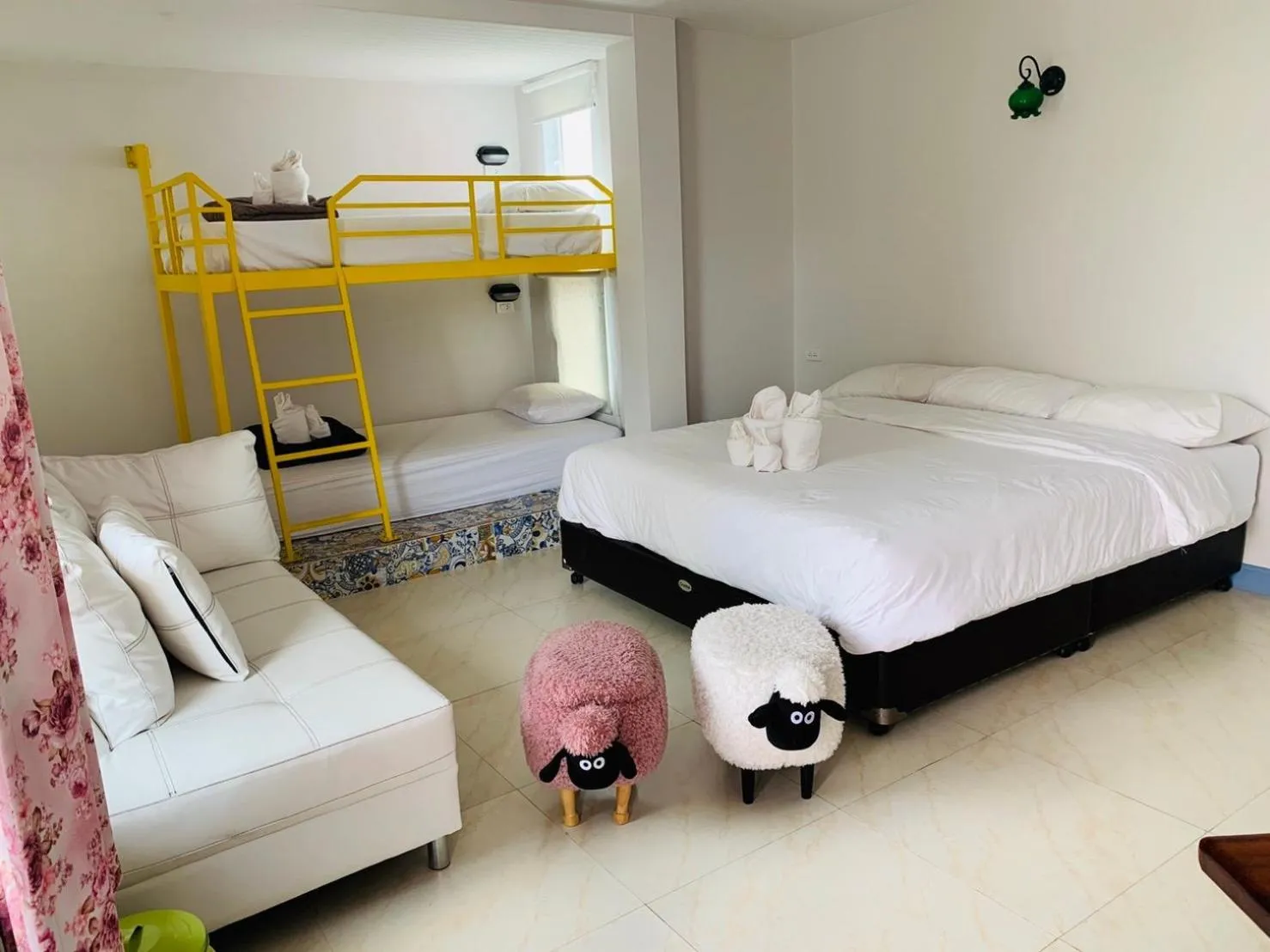 Bed in Na Na Doo Homestay