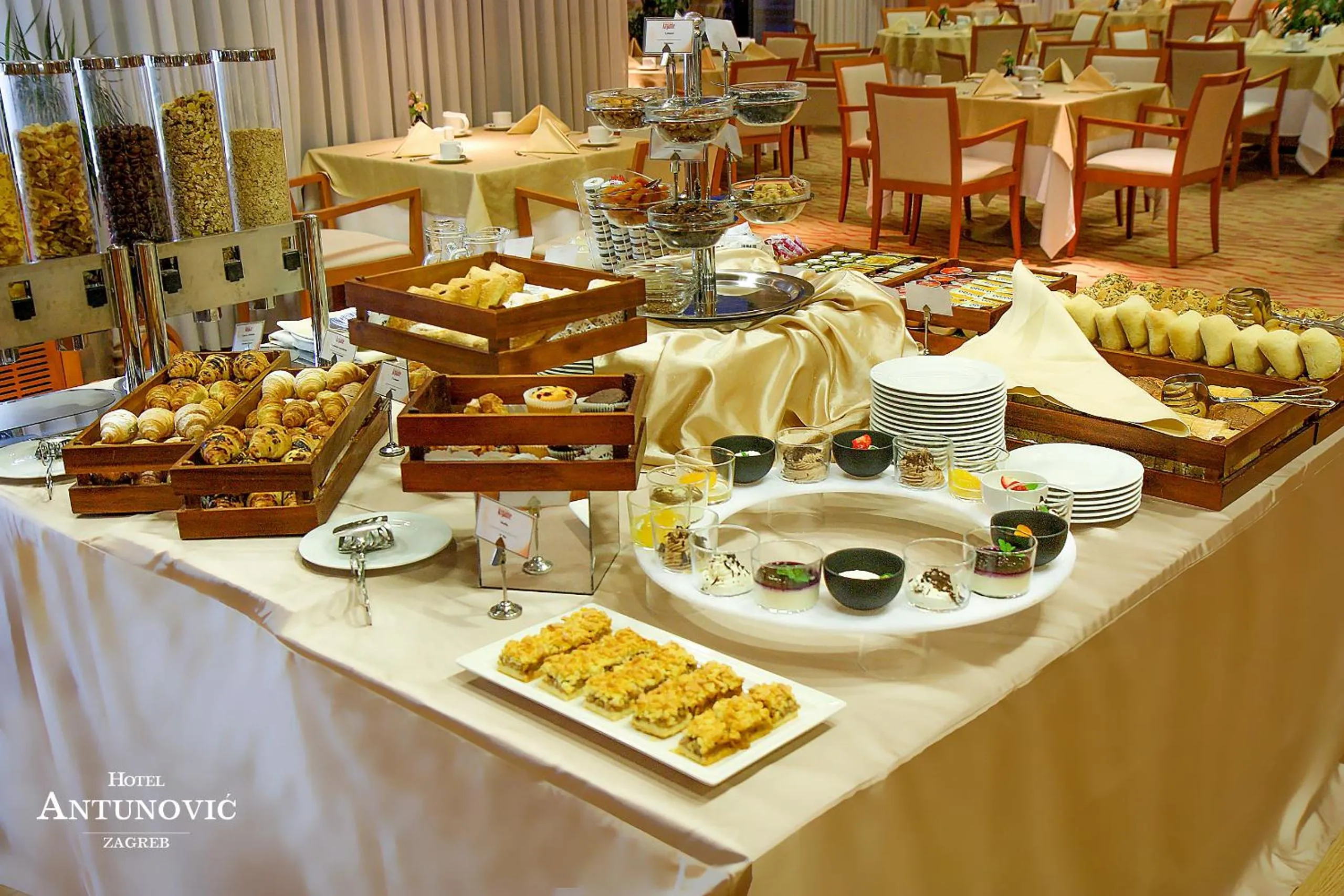 Continental breakfast in Hotel Antunovic Zagreb