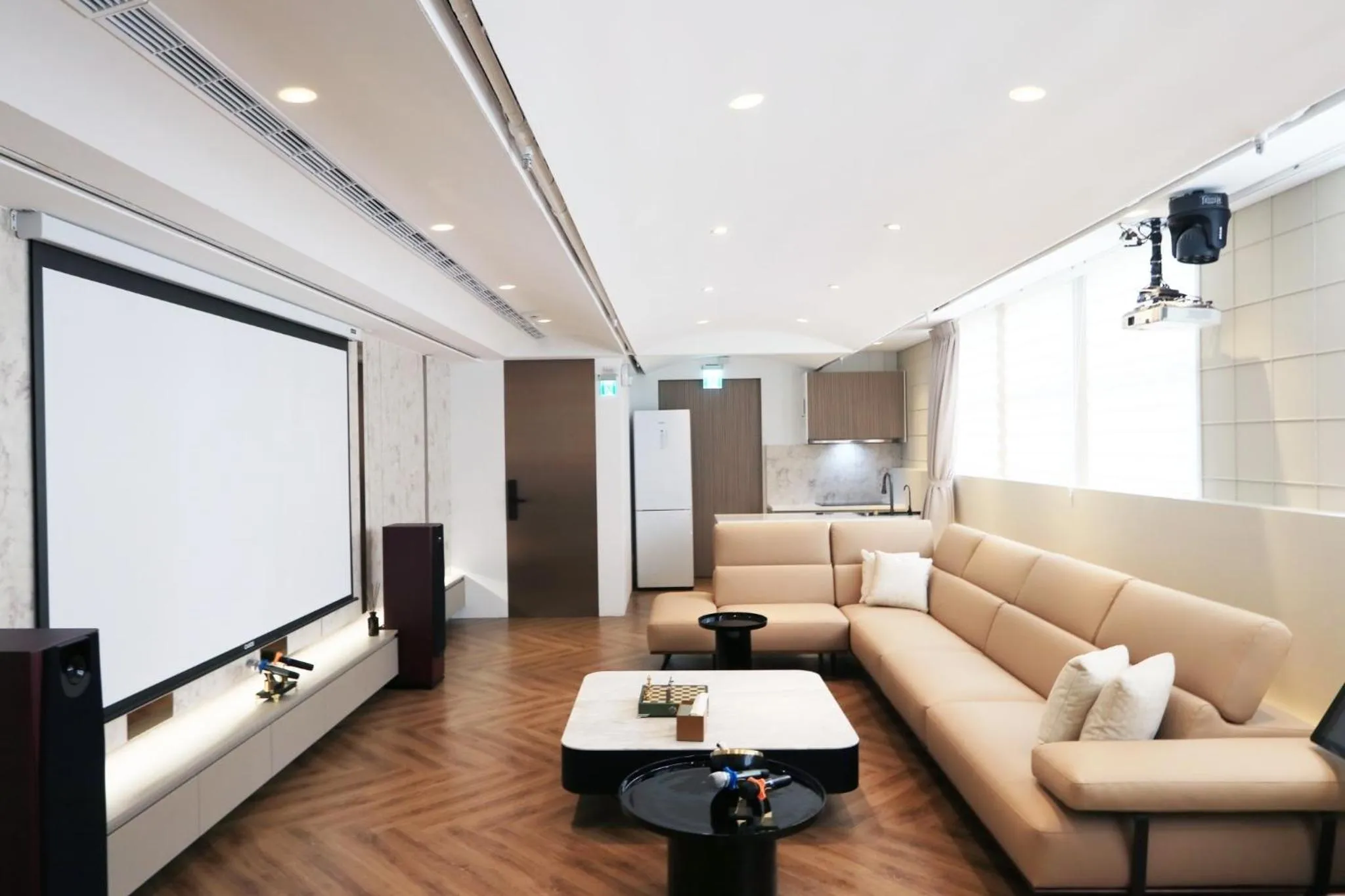 TV and multimedia in Calligraphy Greenway Hotel