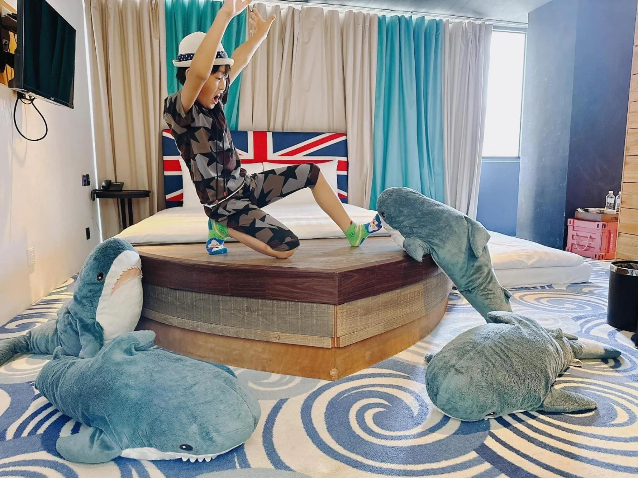 Children play ground, Bed in Calligraphy Greenway Hotel